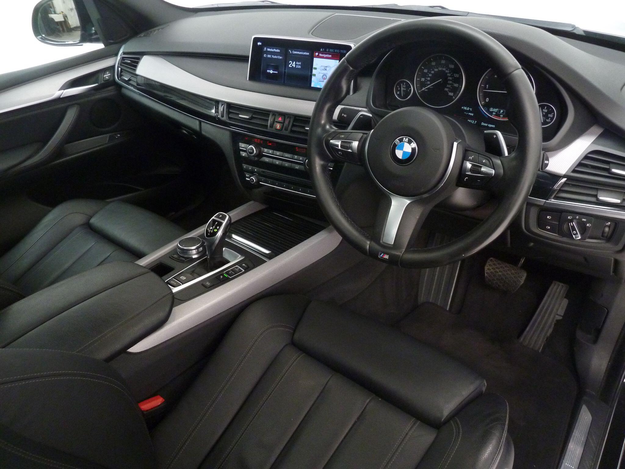 BMW X5 3.0 40d M SportxDrive   <br/><br/>BLACK PACK +PAN ROOF +7 SEATS