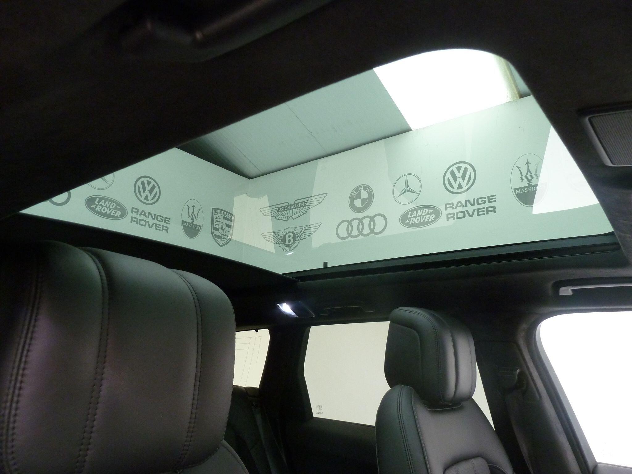 Land Rover Range Rover Sport 3.0 P400  HST SUV  Petrol   (400 ps)<br/><br/>CARBON PACK + PAN ROOF + STEPS