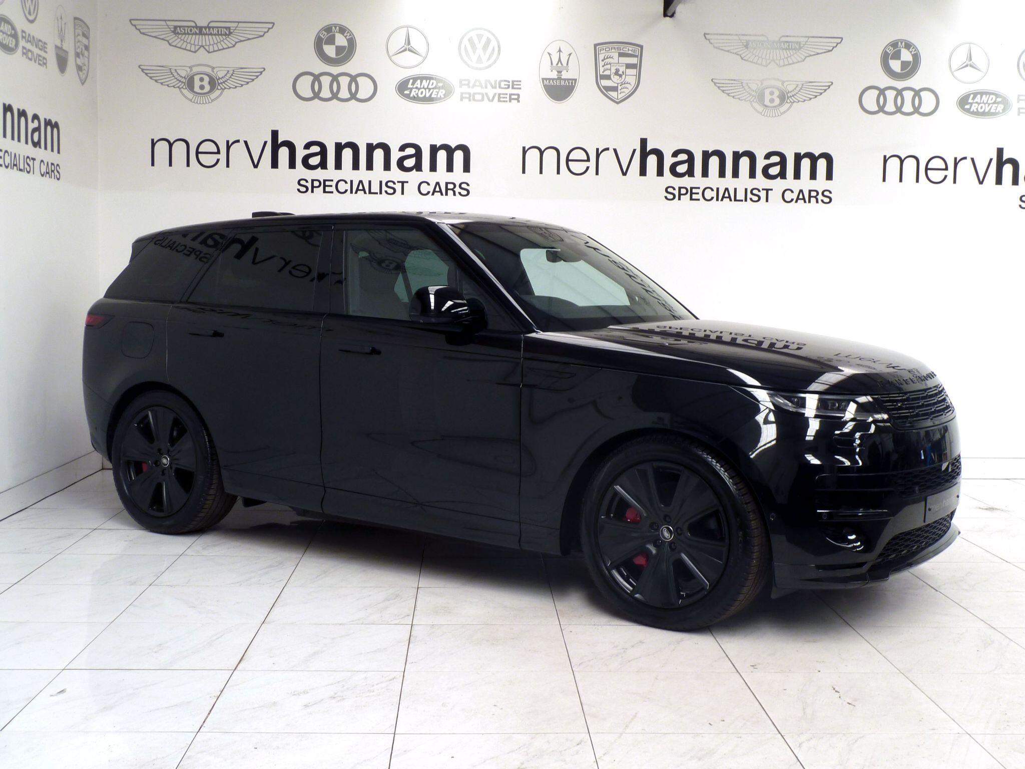 Land Rover Range Rover Sport 3.0 P440e 38.2kWh Dynamic SE   <br/><br/>BLACK DESIGN PACK + PAN ROOF