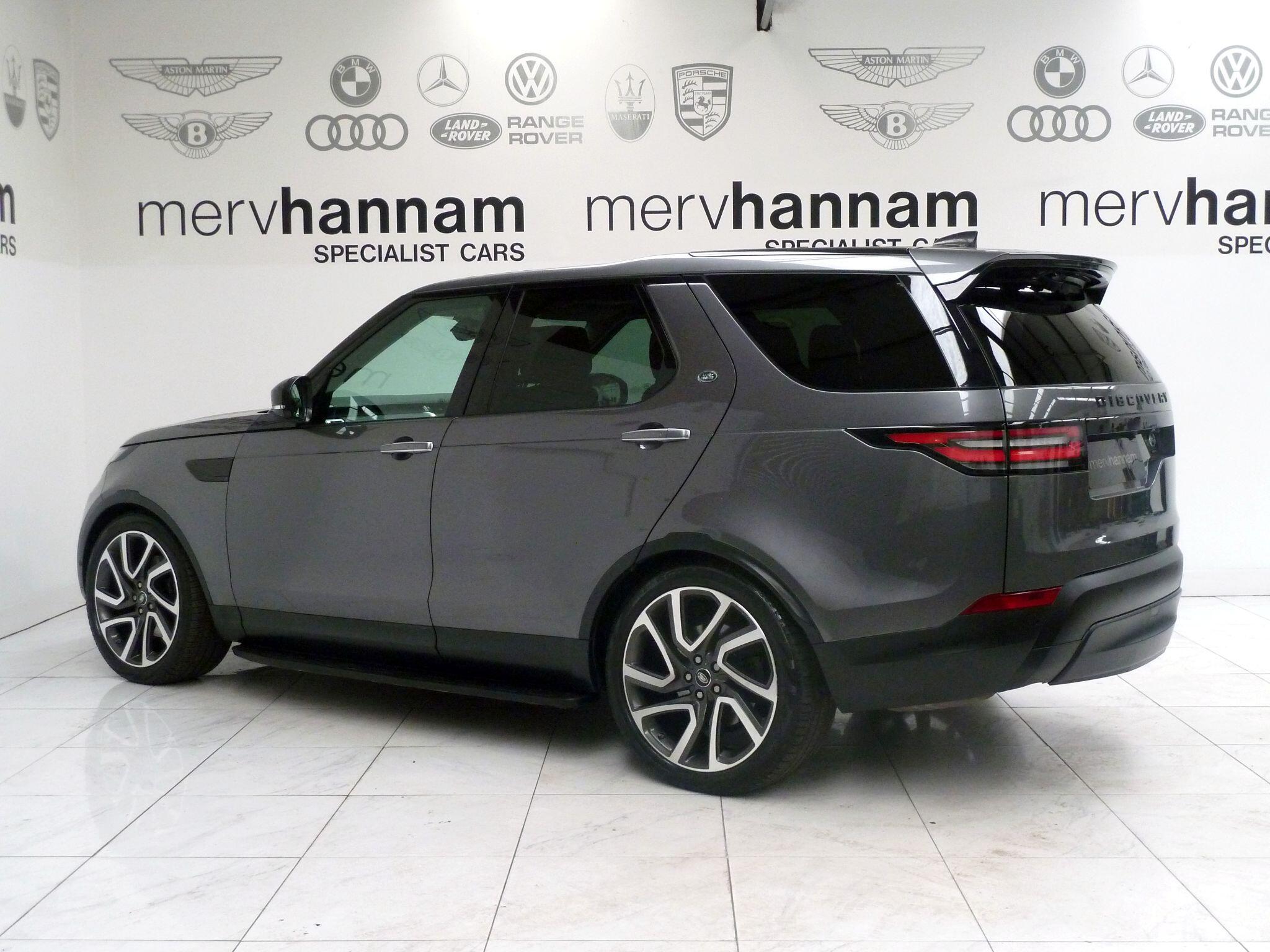 Land Rover Discovery 3.0 SD V6 HSE Luxury   <br/><br/>PAN ROOF + REAR SCREENS