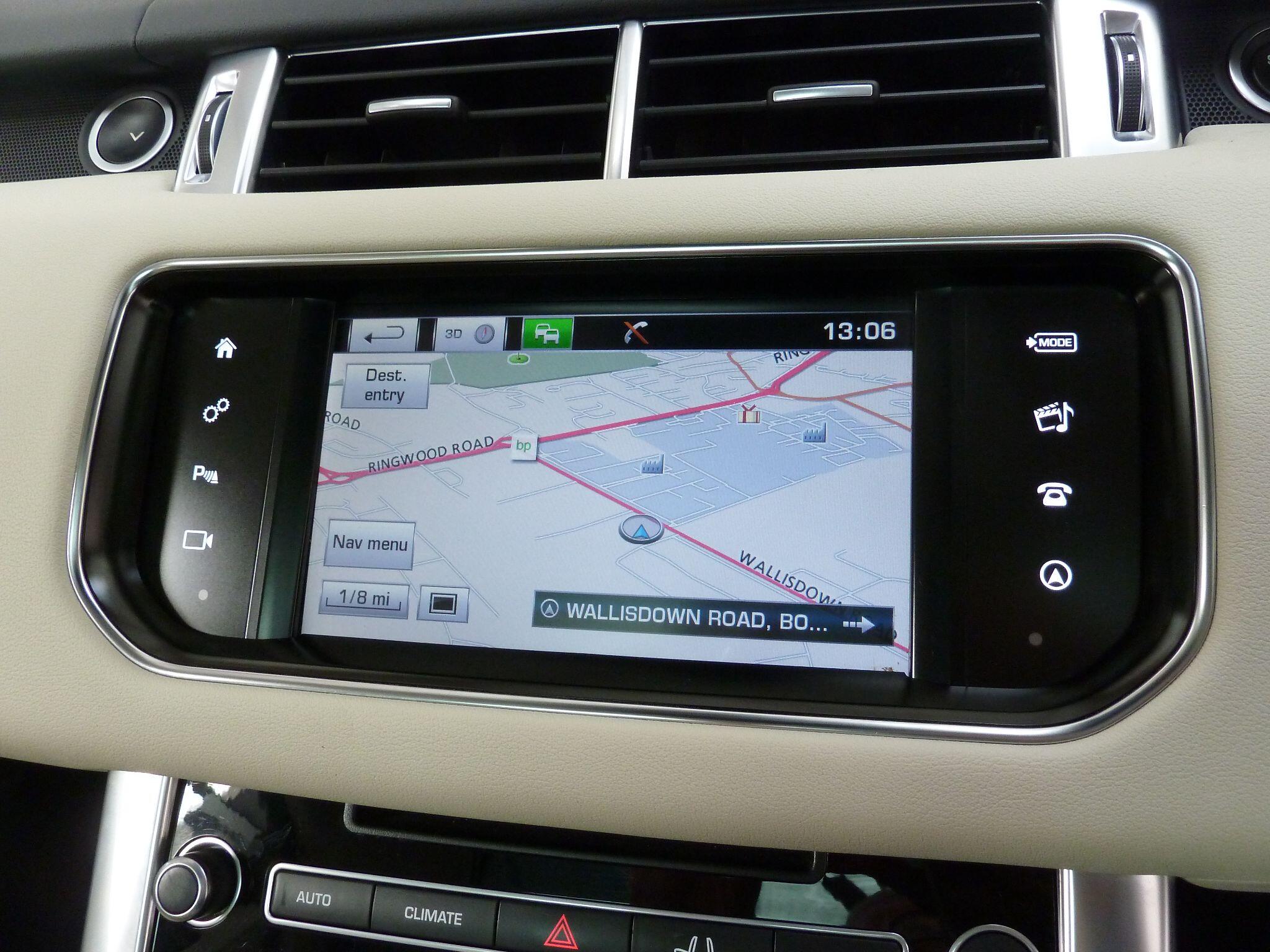 Land Rover Range Rover Sport 3.0 SD V6 HSE   <br/><br/>AUTOBIOGRAPHY DESIGN PACK