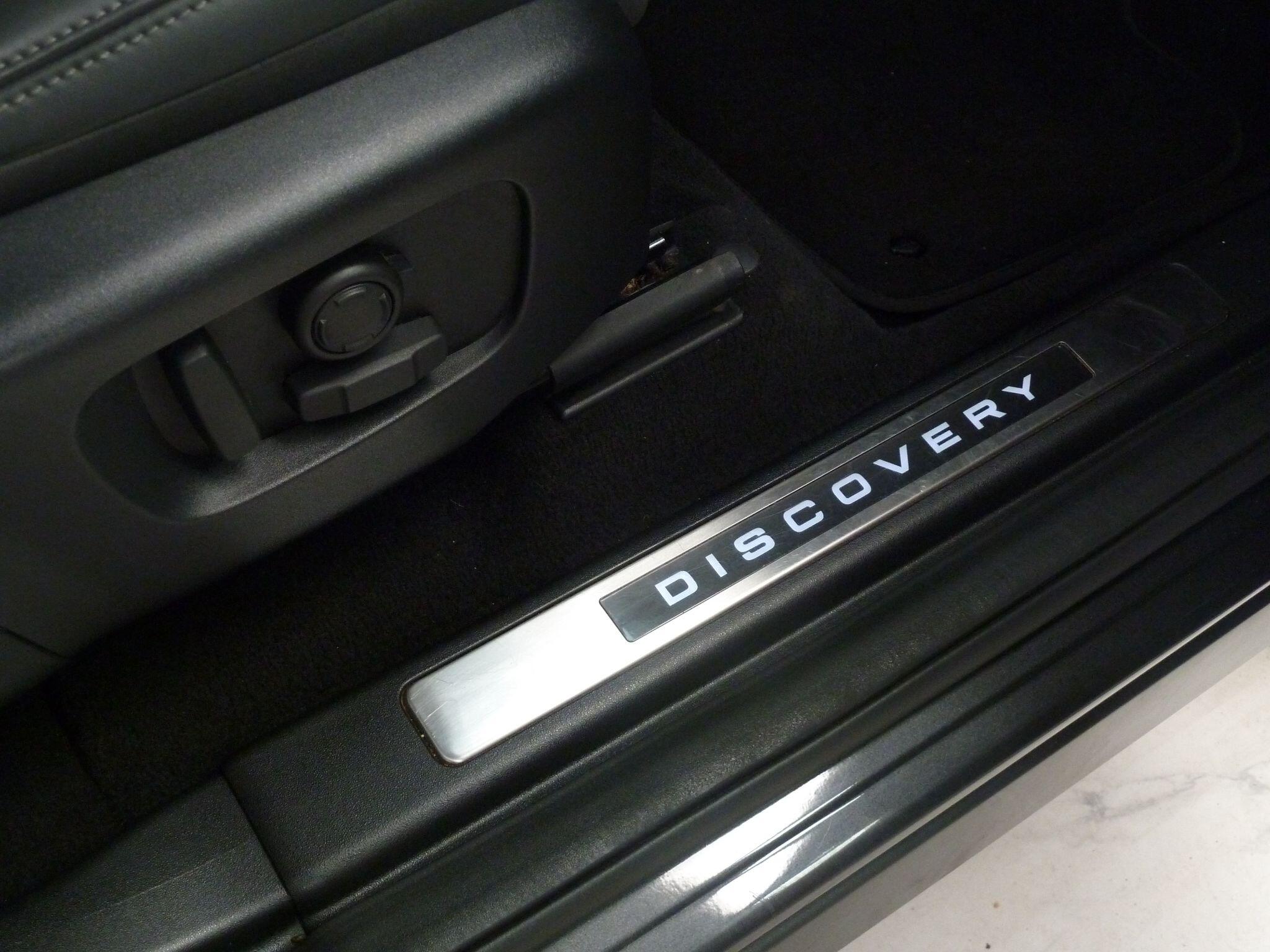 Land Rover Discovery Sport 1.5 P300e 12.2kWh Dynamic HSE   <br/><br/>PAN ROOF + BLACK PACK