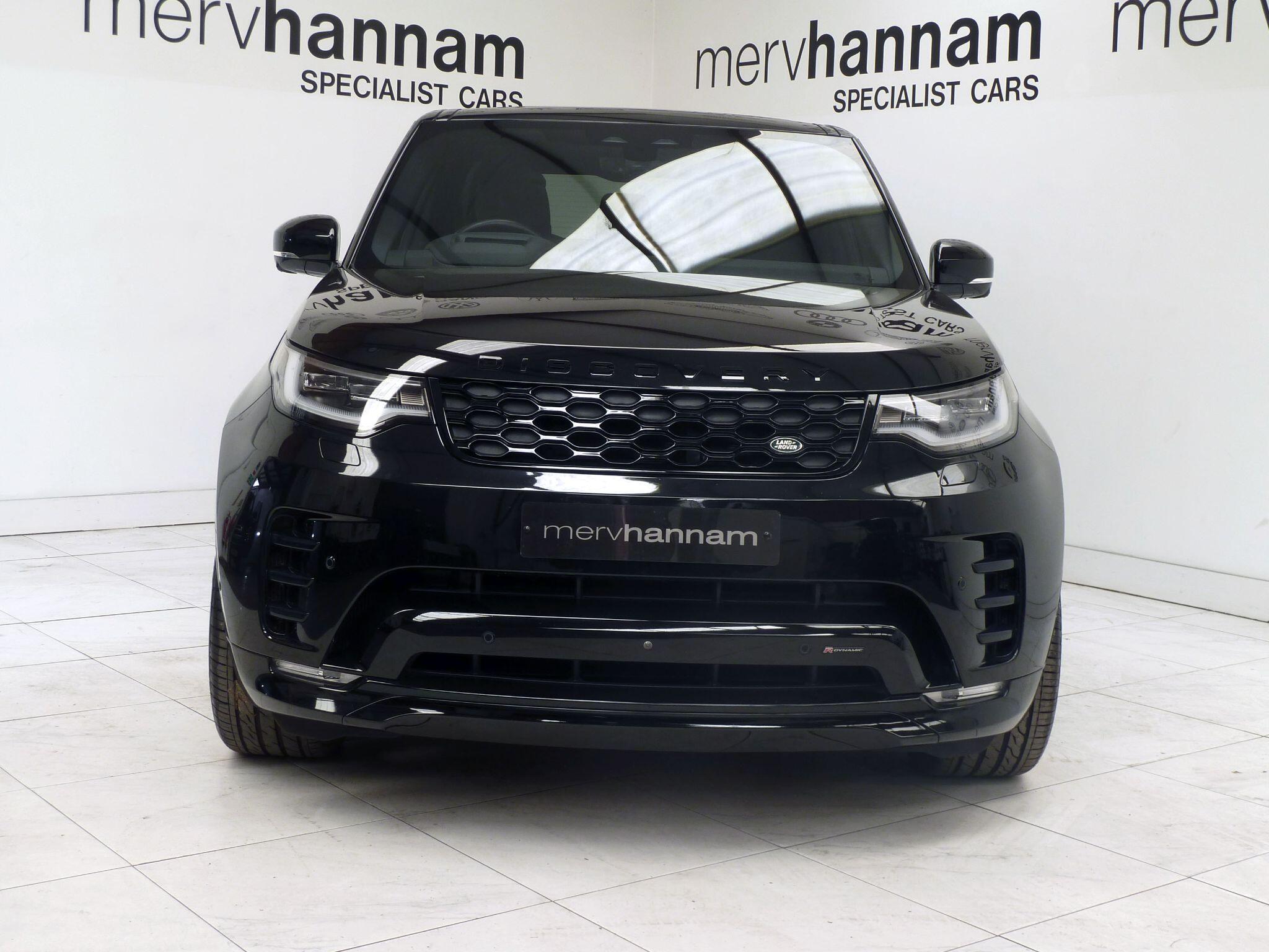 Land Rover Discovery 3.0 P360  Metropolitan Edition   <br/><br/>PAN ROOF + HUD + BLACK PACK