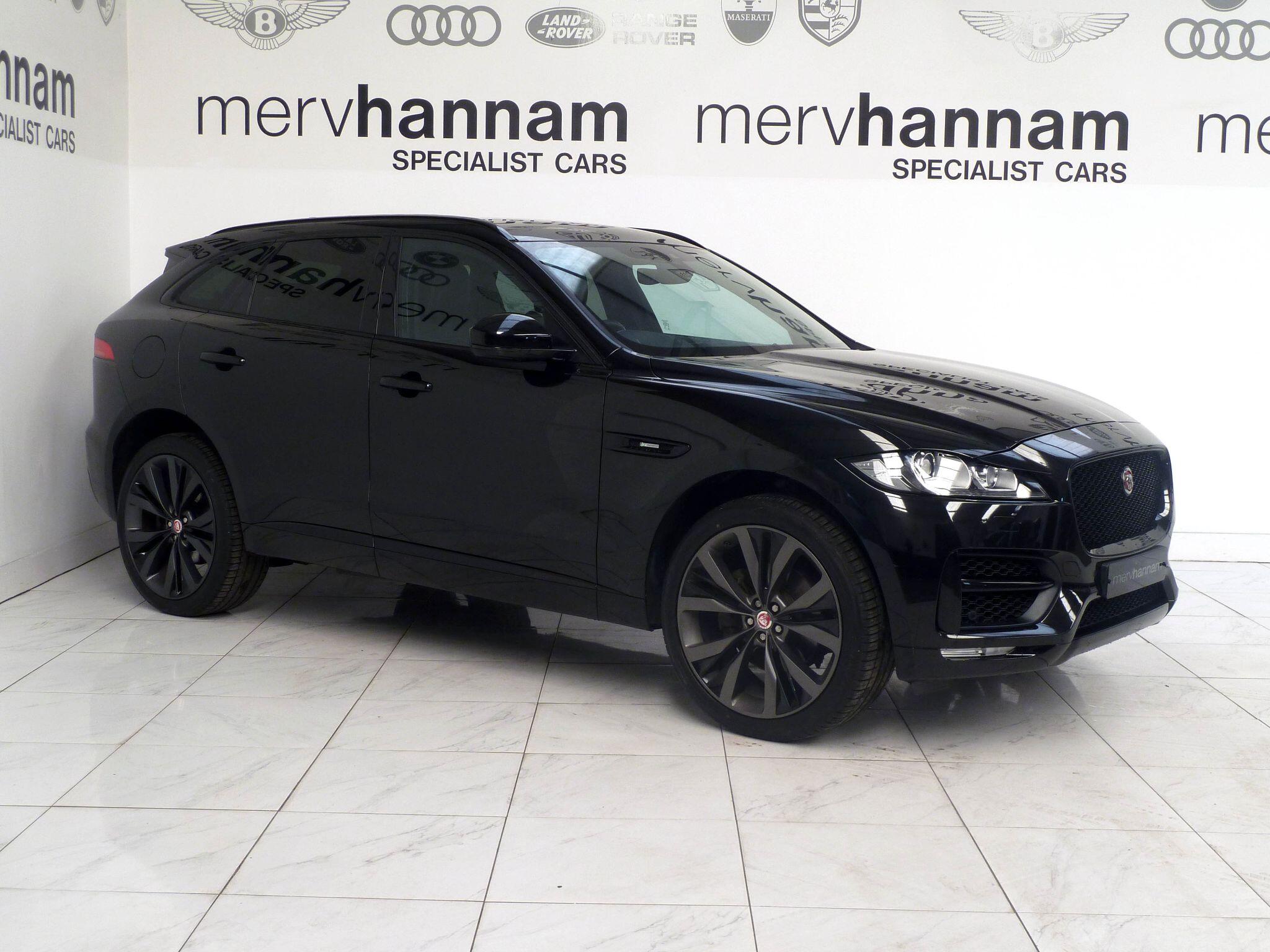 Jaguar F-PACE 2.0 P300 R-SportAWD   <br/><br/>BLACK PACK + 22″ ALLOY WHEELS