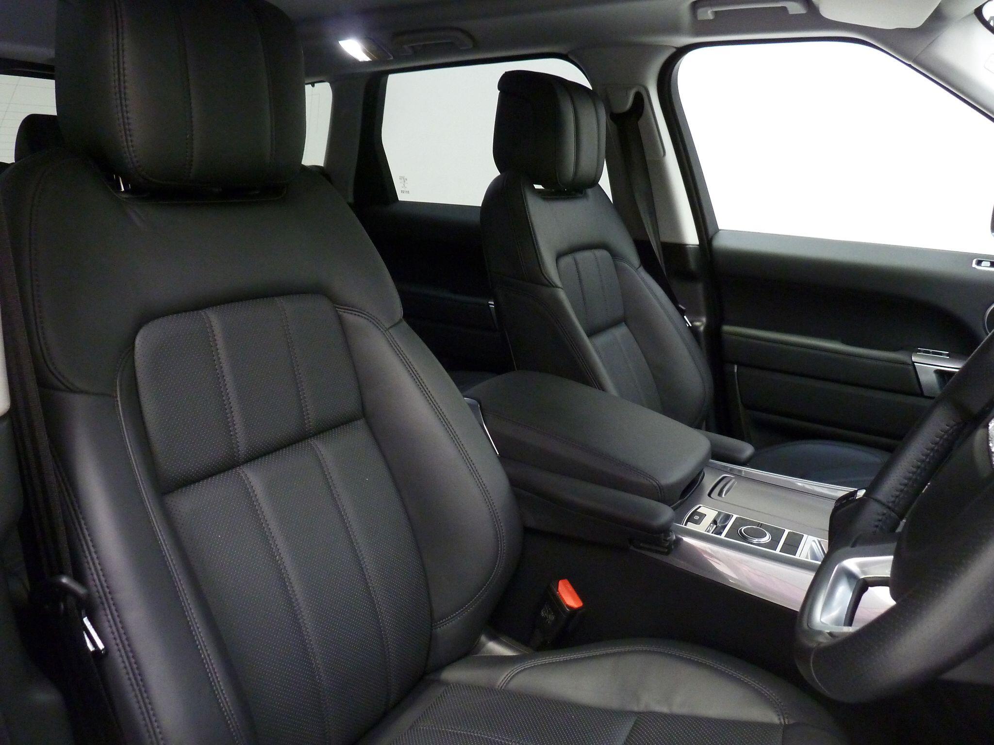 Land Rover Range Rover Sport 3.0   HSE   <br/><br/>AUTOBIOGRAPHY DESIGN PACKAGE