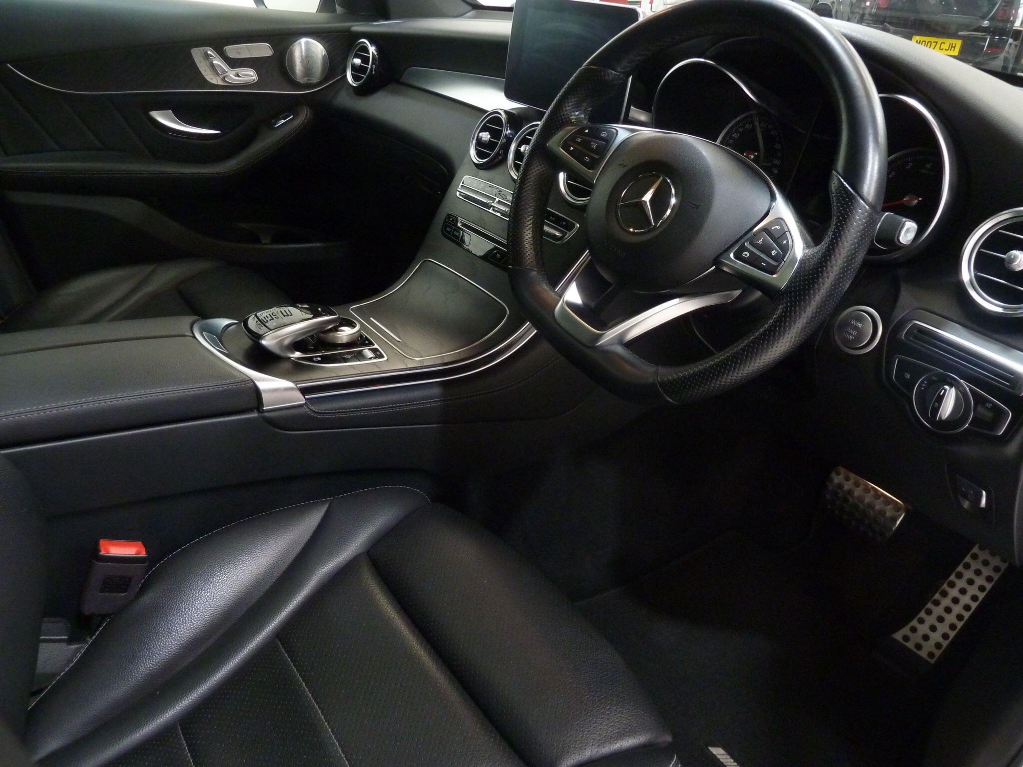 Mercedes-Benz GLC 2.0 GLC250 AMG Line (Premium Plus) +    <br/><br/>PAN ROOF + NIGHT PACKAGE