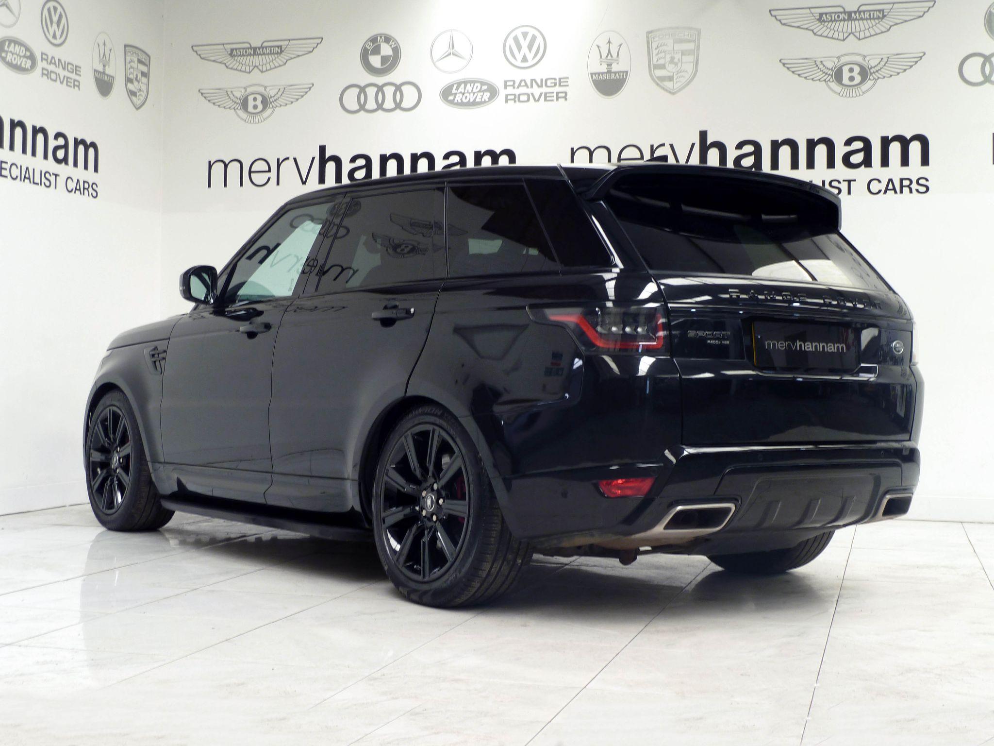 Land Rover Range Rover Sport 2.0 P400e  HSE Dynamic Black   <br/><br/>BLACK PACK + PAN ROOF + STEPS