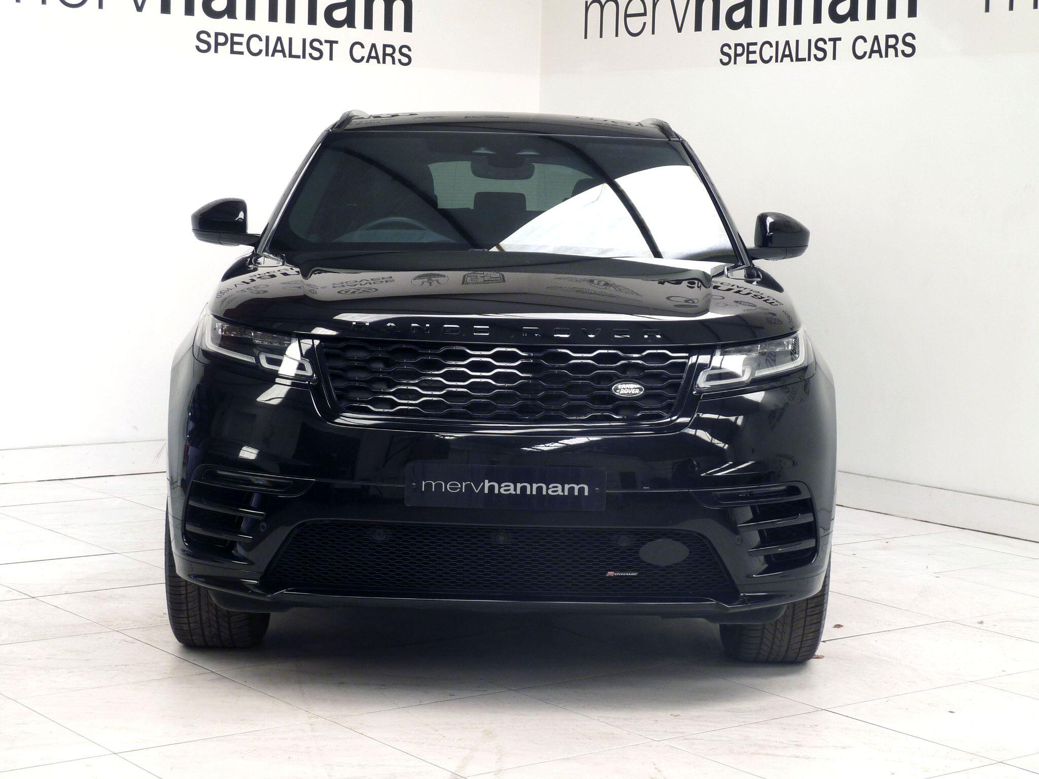 Land Rover Range Rover Velar 2.0 D200  Edition   <br/><br/>OPENING PAN ROOF + BLACK PACK
