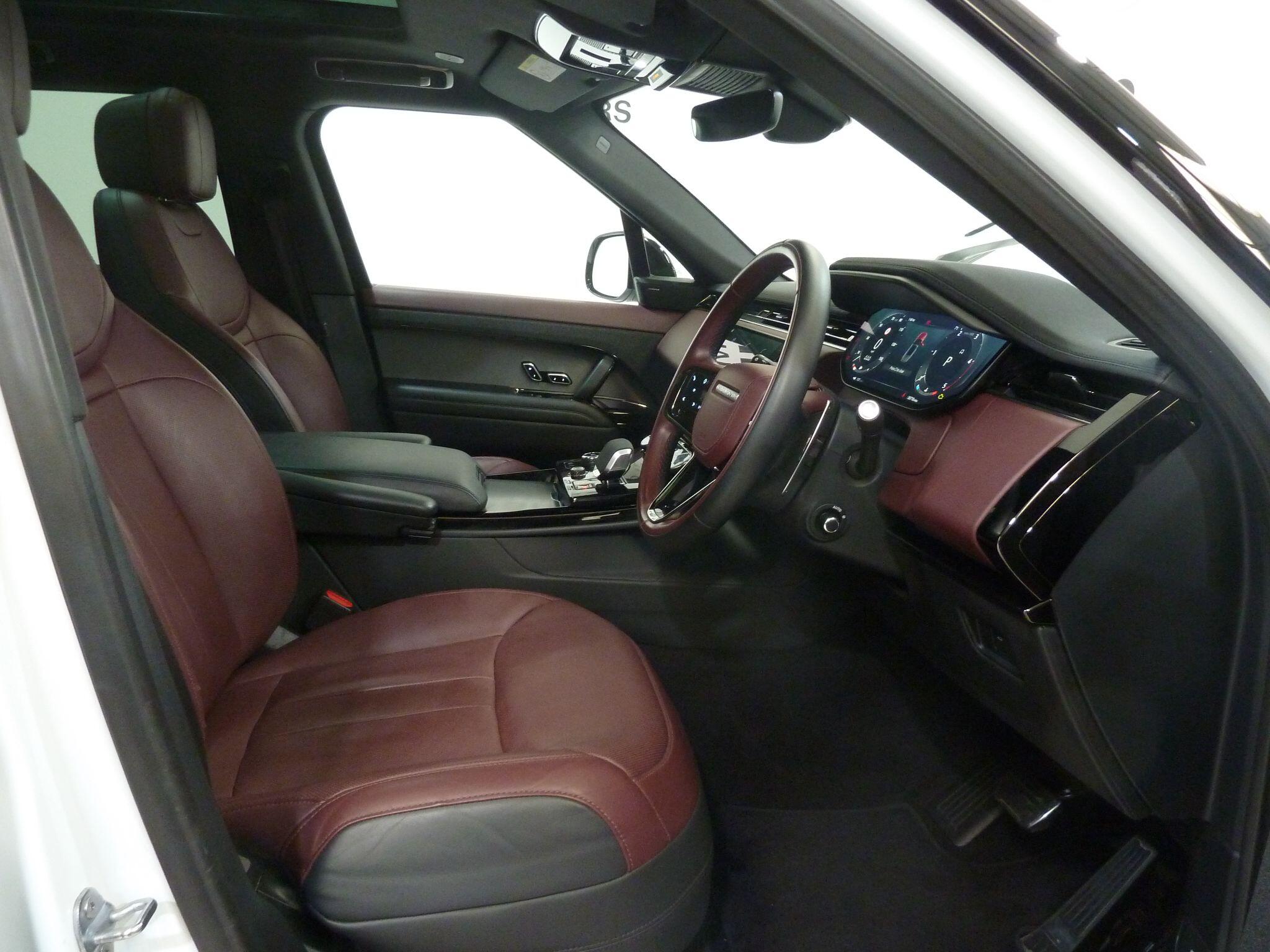 Land Rover Range Rover Sport 3.0   Dynamic SE   <br/><br/>PAN ROOF + BLACK DESIGN PACK