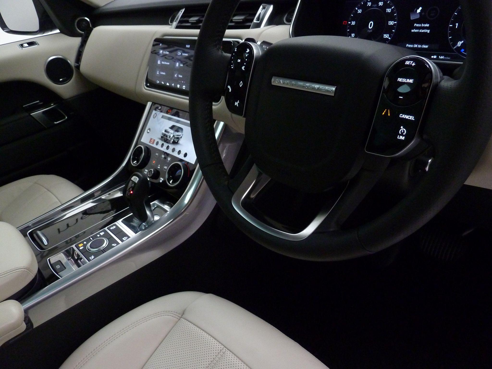 Land Rover Range Rover Sport 3.0   HSE   <br/><br/>AUTOBIOGRAPHY PACK + 7 SEATS