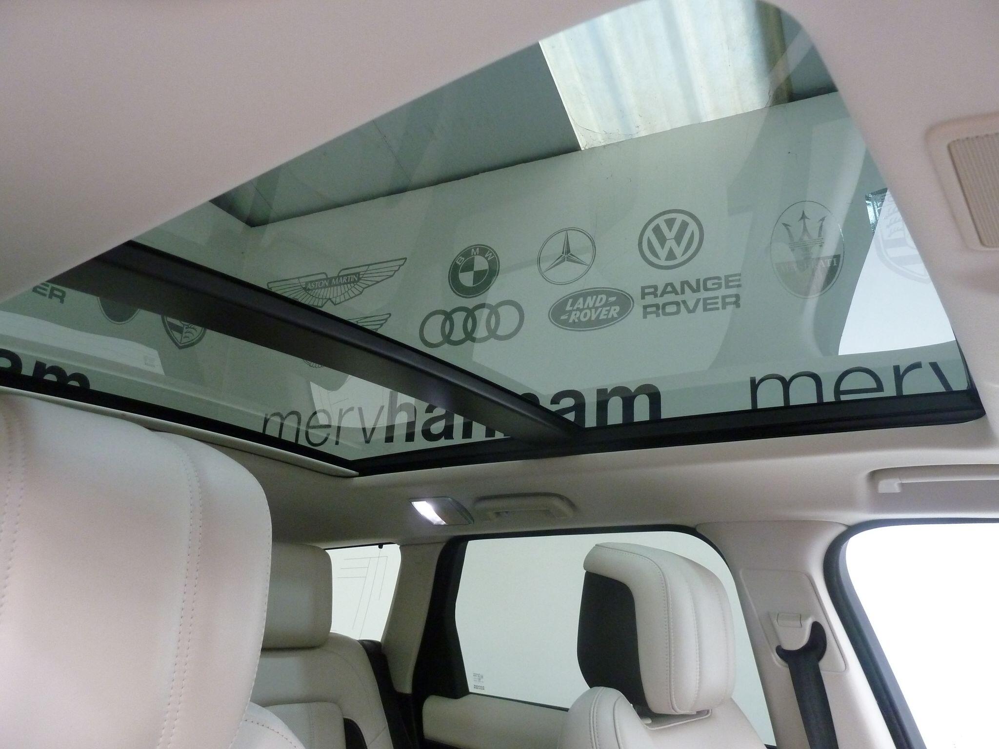 Land Rover Range Rover Sport 2.0 P400e  HSE Dynamic SUV  Petrol Plug-in Hybrid   (404 ps)<br/><br/>PAN ROOF + BLACK PACK + STEPS