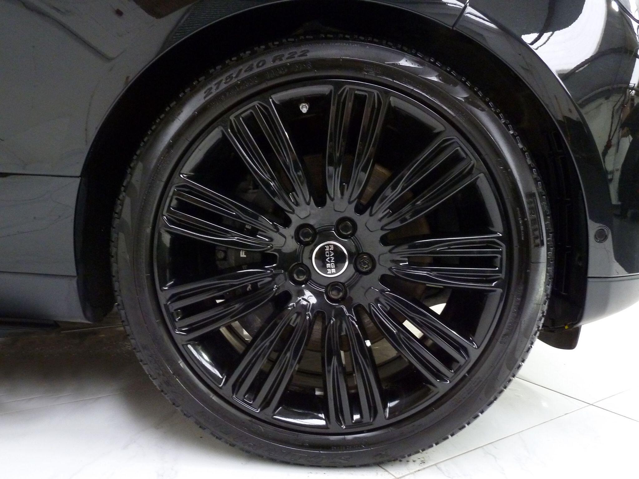 Land Rover Range Rover 3.0   Westminster Black   <br/><br/>SLIDING PAN ROOF + BLACK PACK