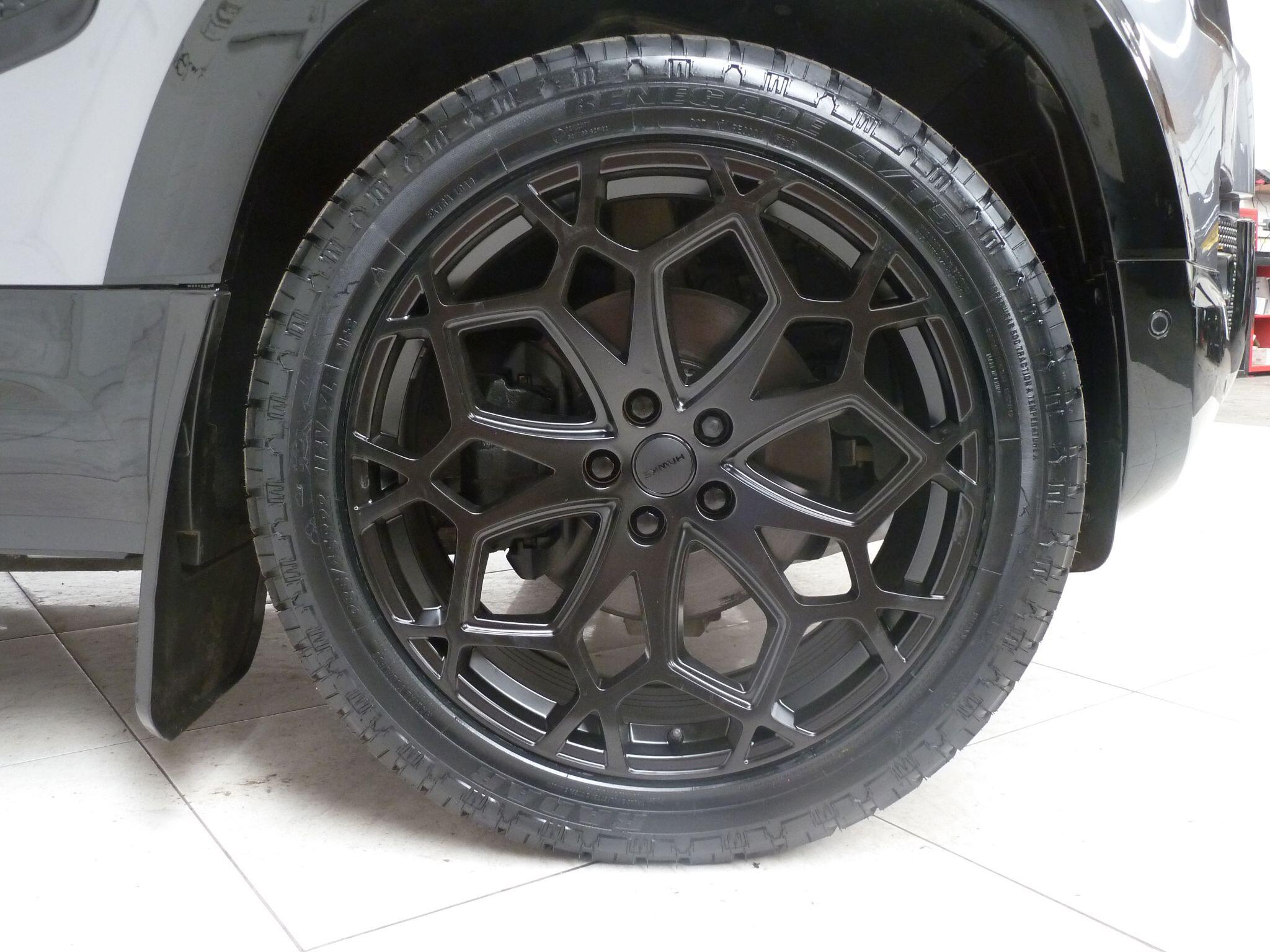 Land Rover Defender 110 3.0 D250  SE   <br/><br/>HAWKE EIGER EDITION