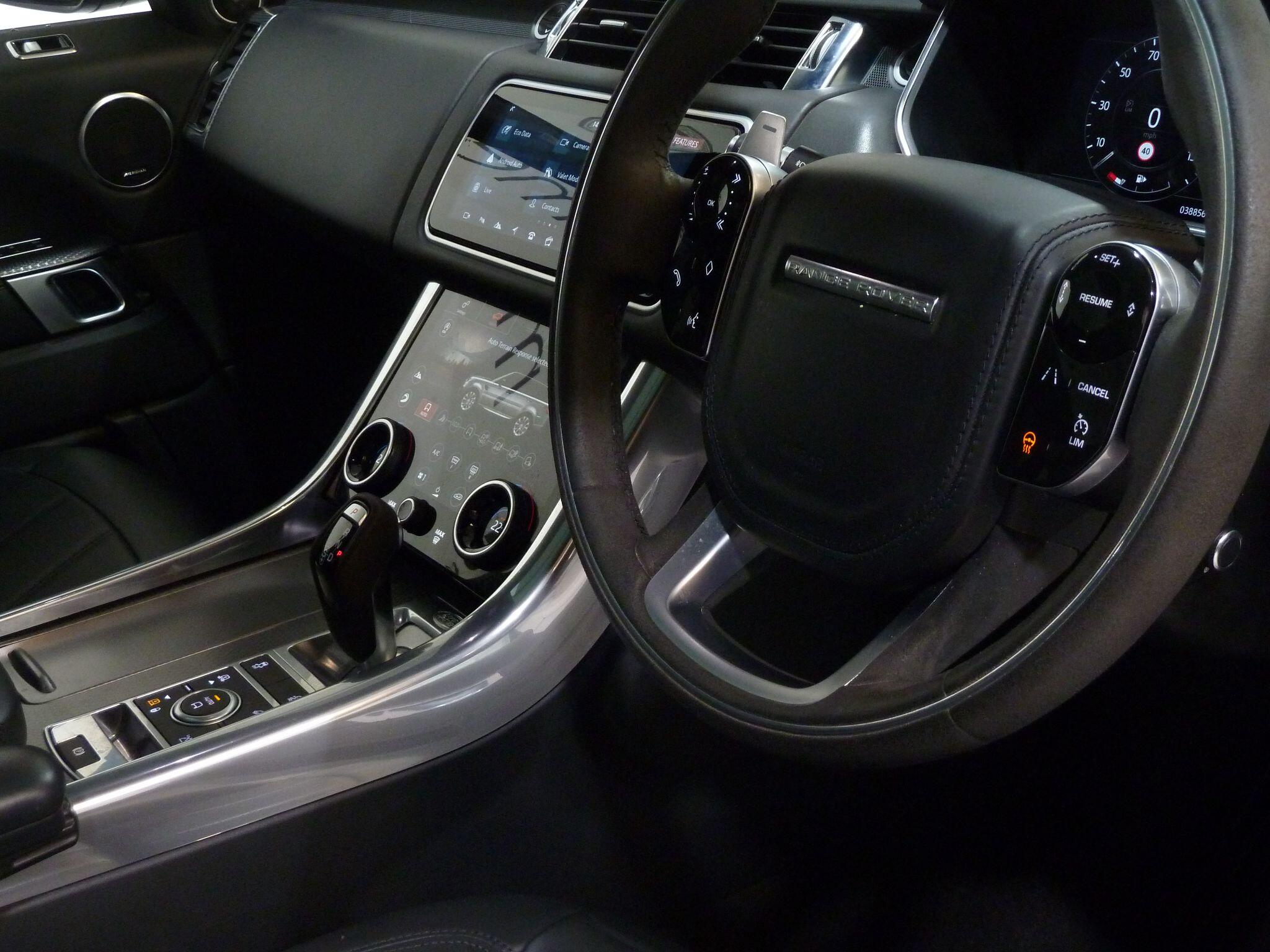 Land Rover Range Rover Sport 3.0 D350  HST SUV  Diesel   (350 ps)<br/><br/>PAN ROOF +CARBON PACK +350BHP