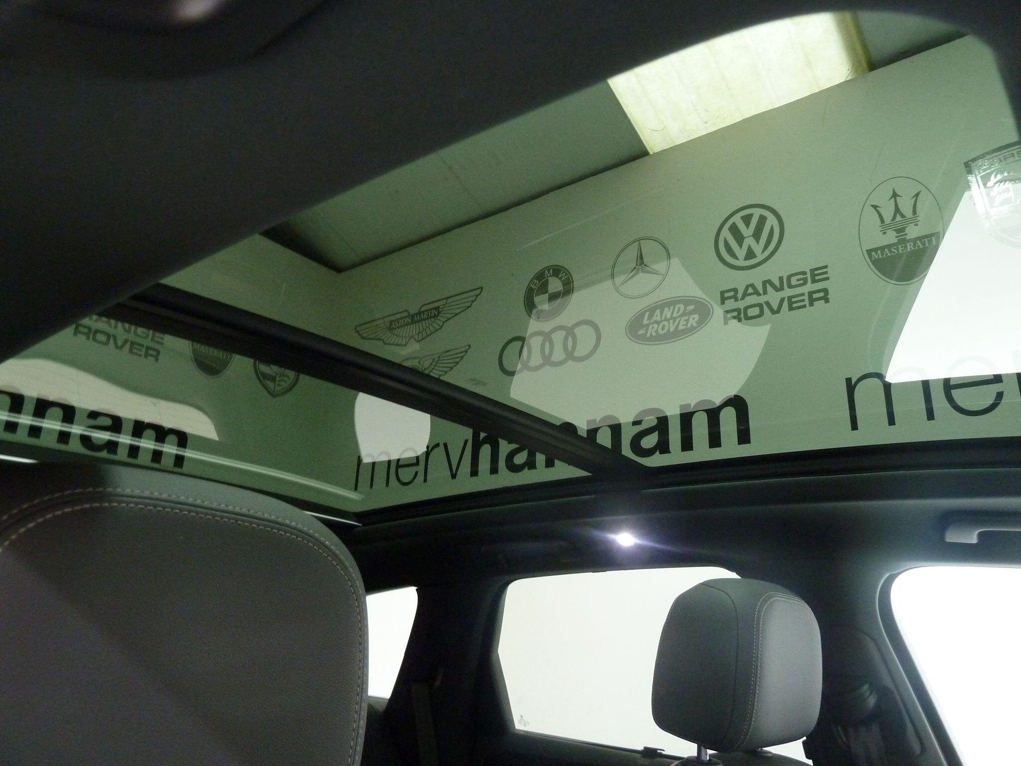 Volkswagen Touareg 3.0 TDI V6 Black Edition Tiptronic 4Motion   <br/><br/>PAN ROOF + BLACK PACK