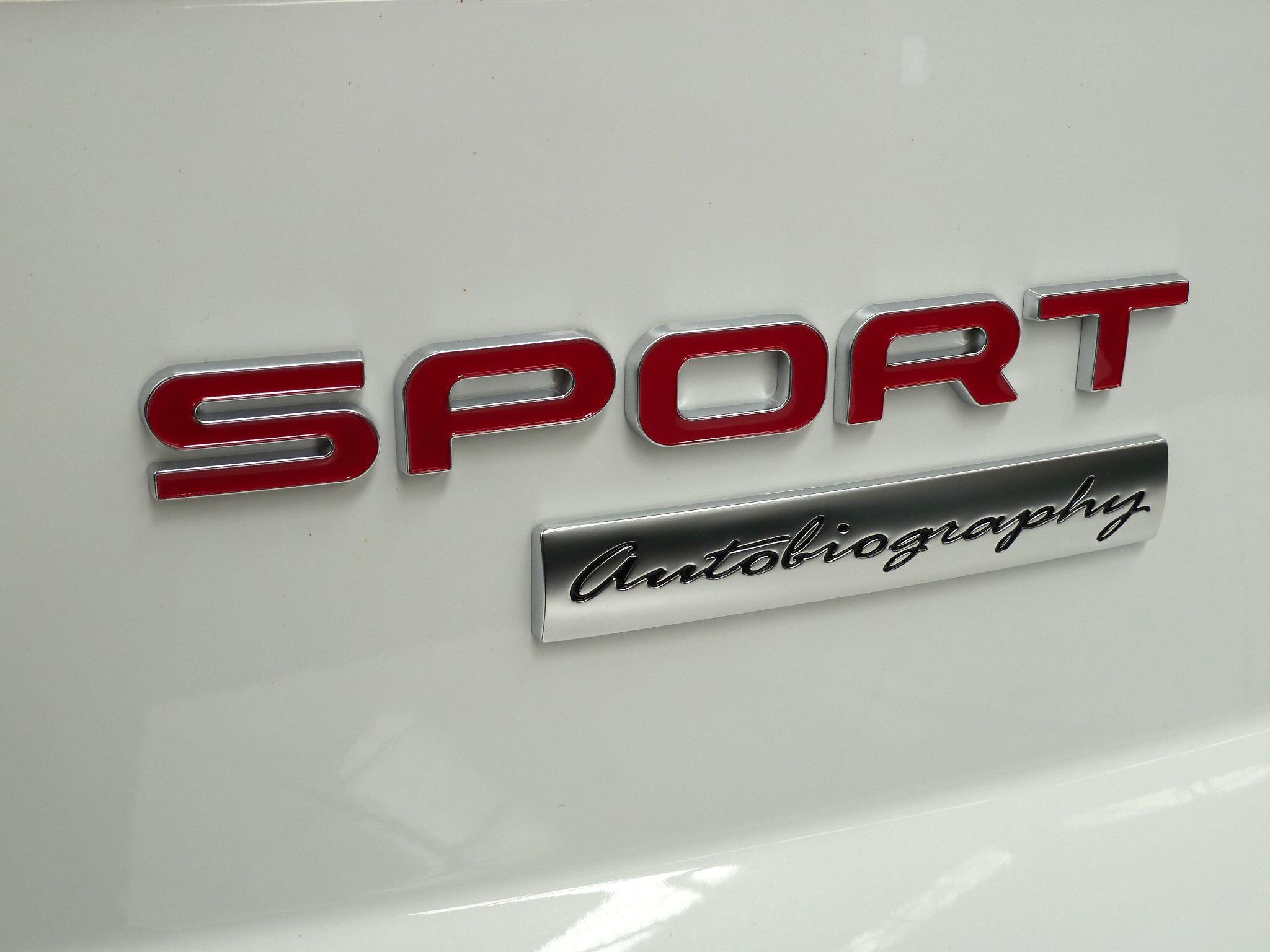 Land Rover Range Rover Sport 3.0 SD V6 HSE   <br/><br/>AUTOBIOGRAPHY DESIGN PACK