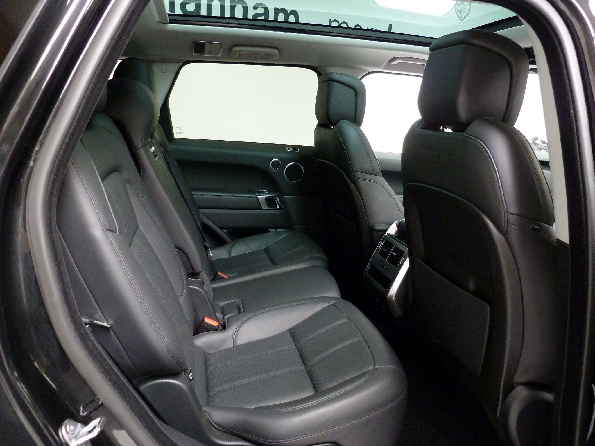 Land Rover Range Rover Sport 2.0 P400e  HSE Dynamic   <br/><br/>PAN ROOF + BLACK PACK + STEPS