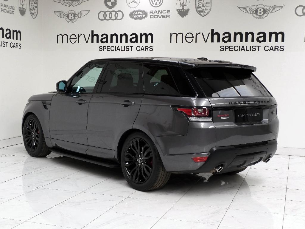 Land Rover Range Rover Sport 3.0 SD V6 HSE   <br/><br/>AUTOBIOGRAPHY DESIGN PACK