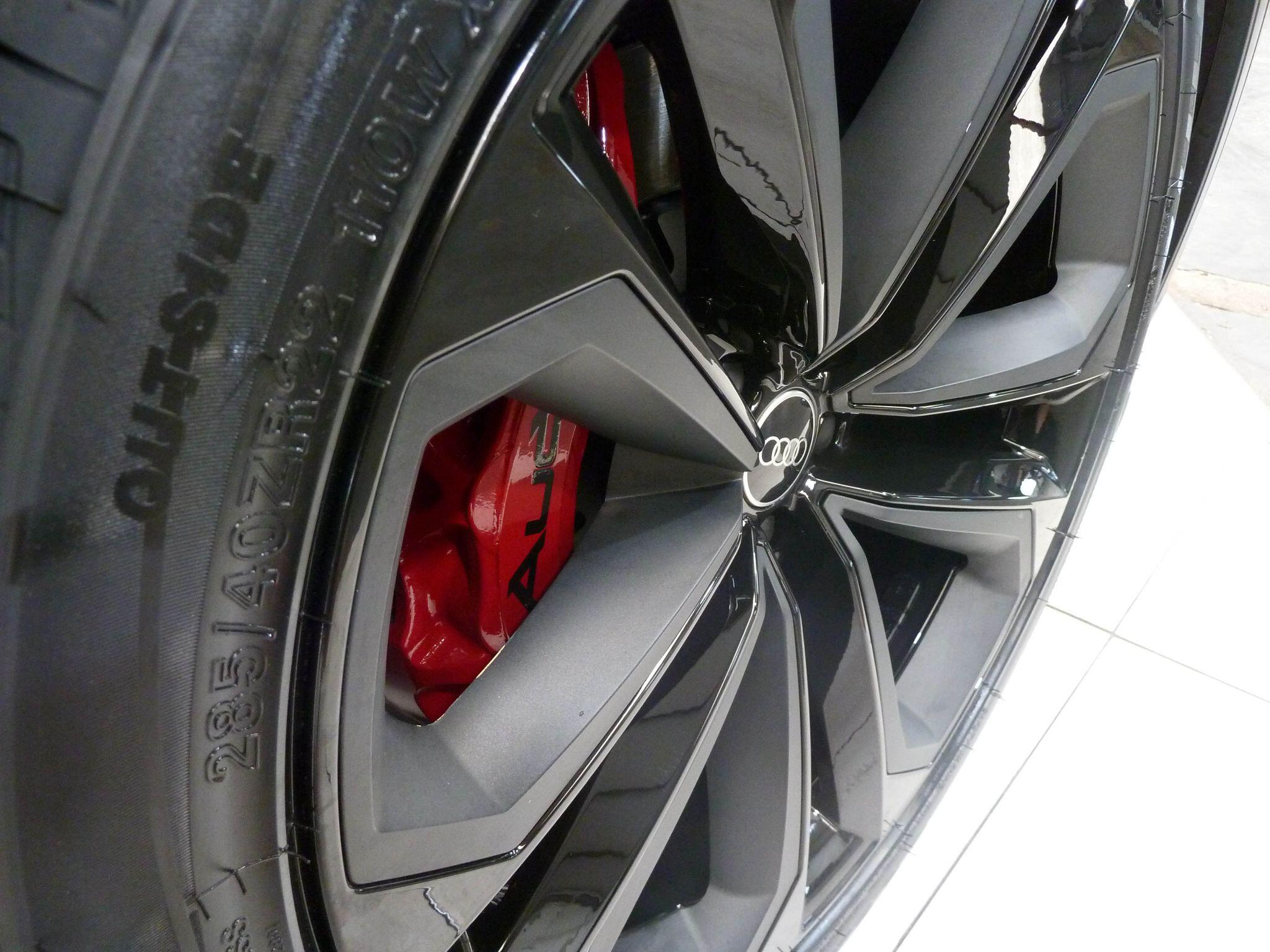 Audi Q8 3.0 TFSI V6 55 Black Edition Tiptronic quattro   <br/><br/>MAXTON BLACK EDITION