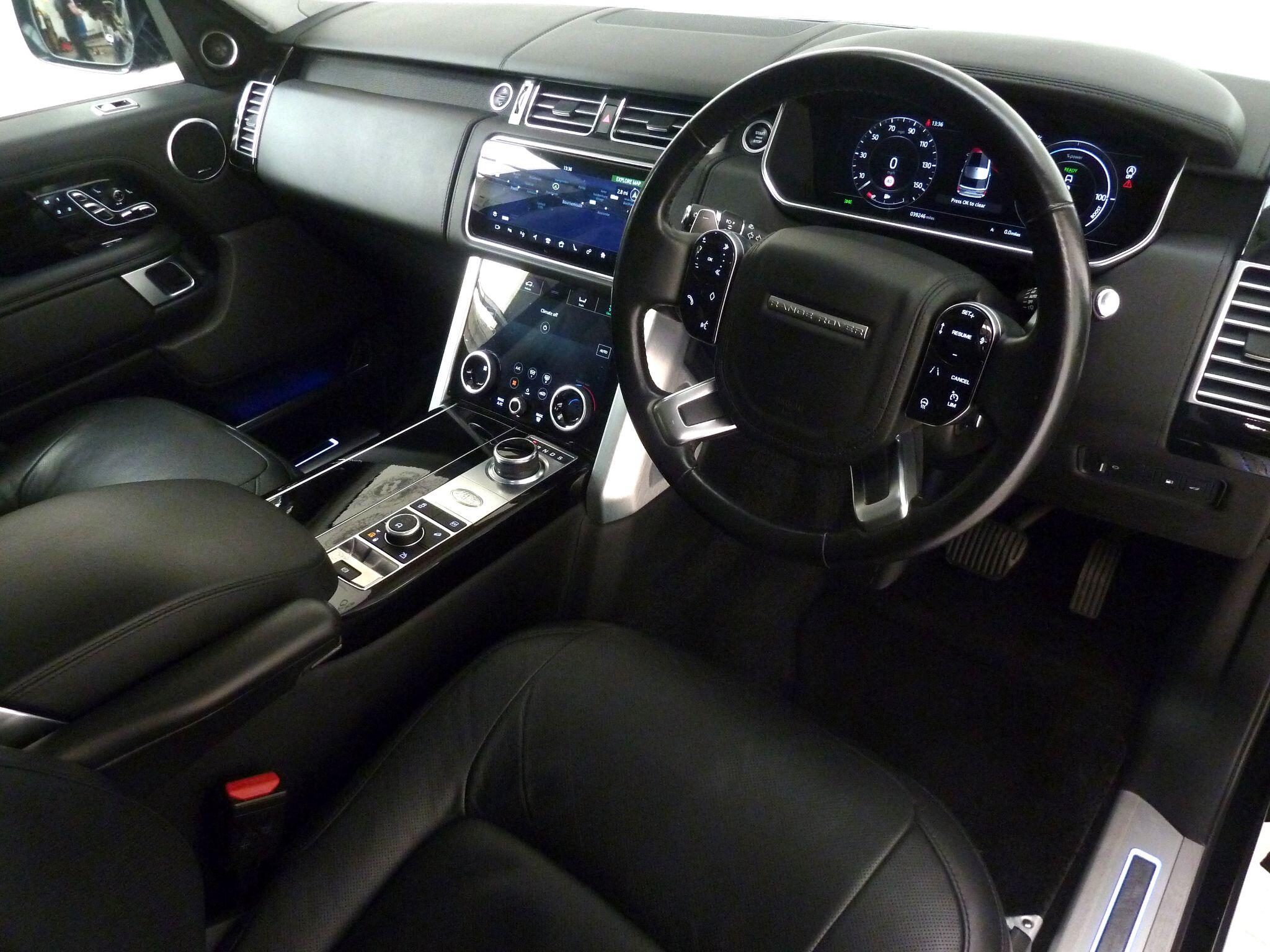 Land Rover Range Rover 2.0 P400e  Autobiography   <br/><br/>PAN ROOF + BLACK PACK + TV