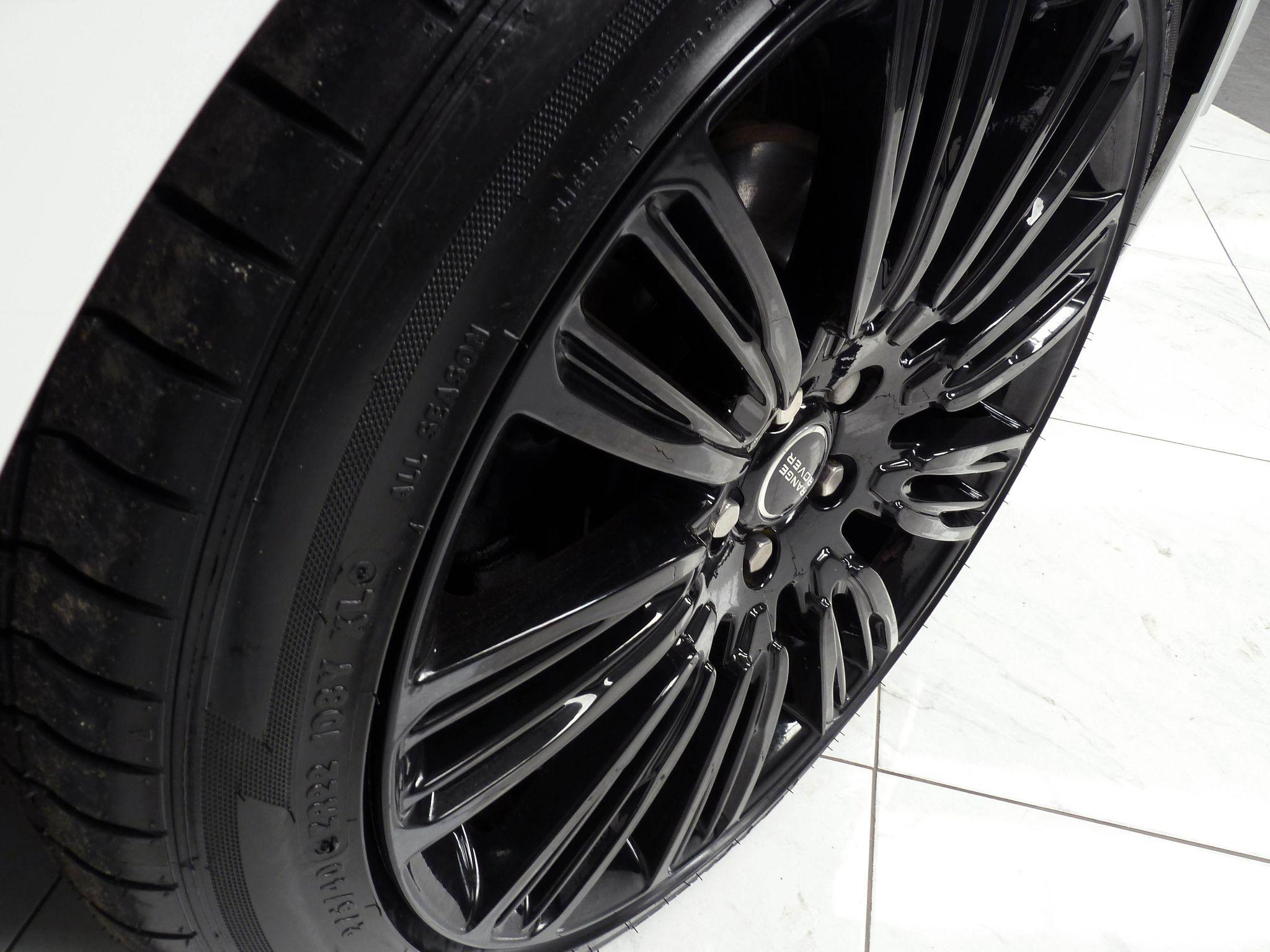 Land Rover Range Rover Sport 3.0 D250  HSE   <br/><br/>AUTOBIOGRAPHY DESIGN PACKAGE