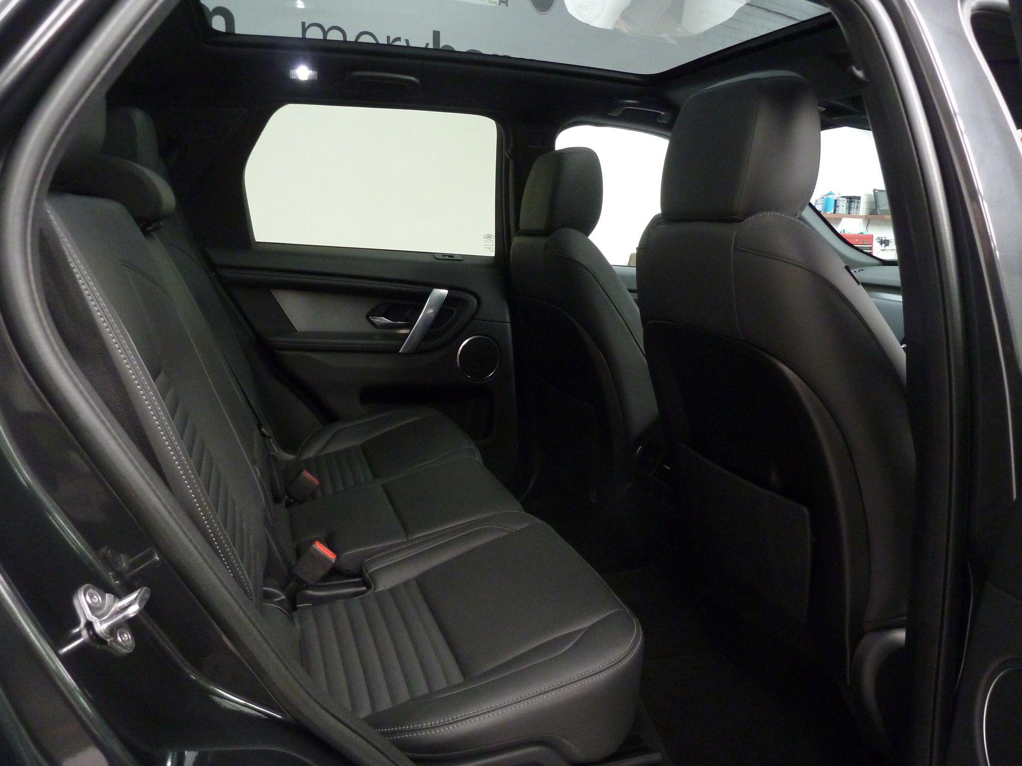 Land Rover Discovery Sport 1.5 P300e 12.2kWh Dynamic HSE   <br/><br/>PAN ROOF + BLACK PACK