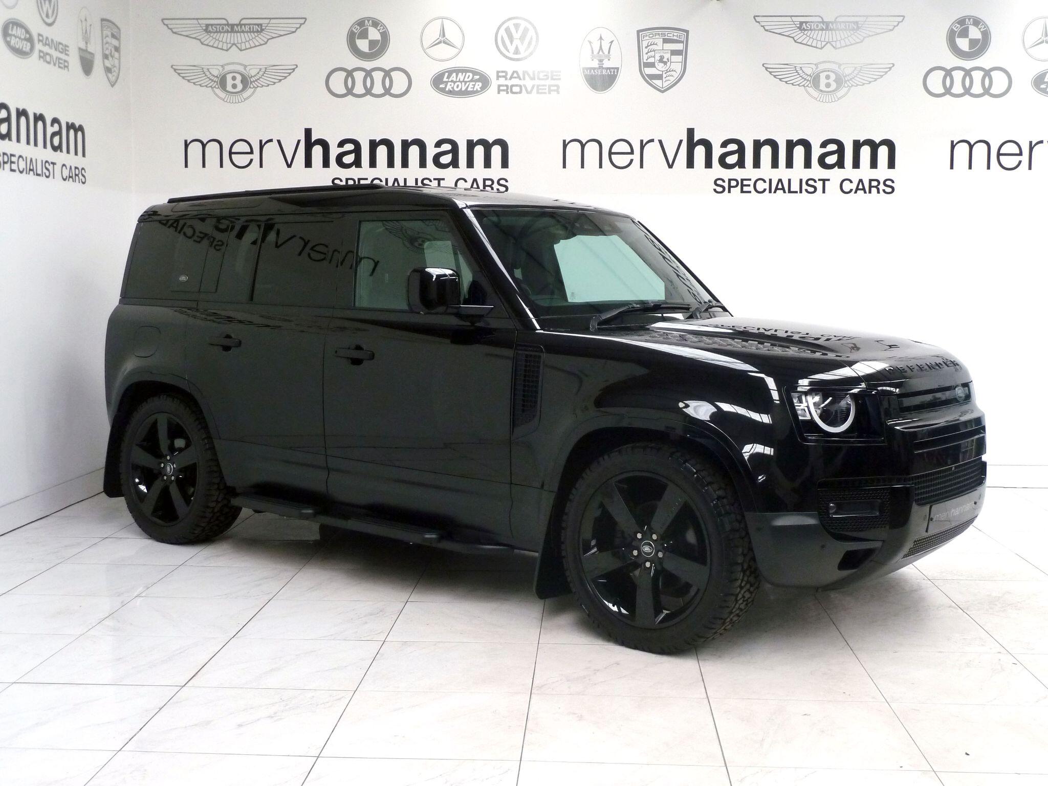 Land Rover Defender 110 2.0 SD4 S   <br/><br/>BLACK PACK +STEPS +22″ ALLOYS