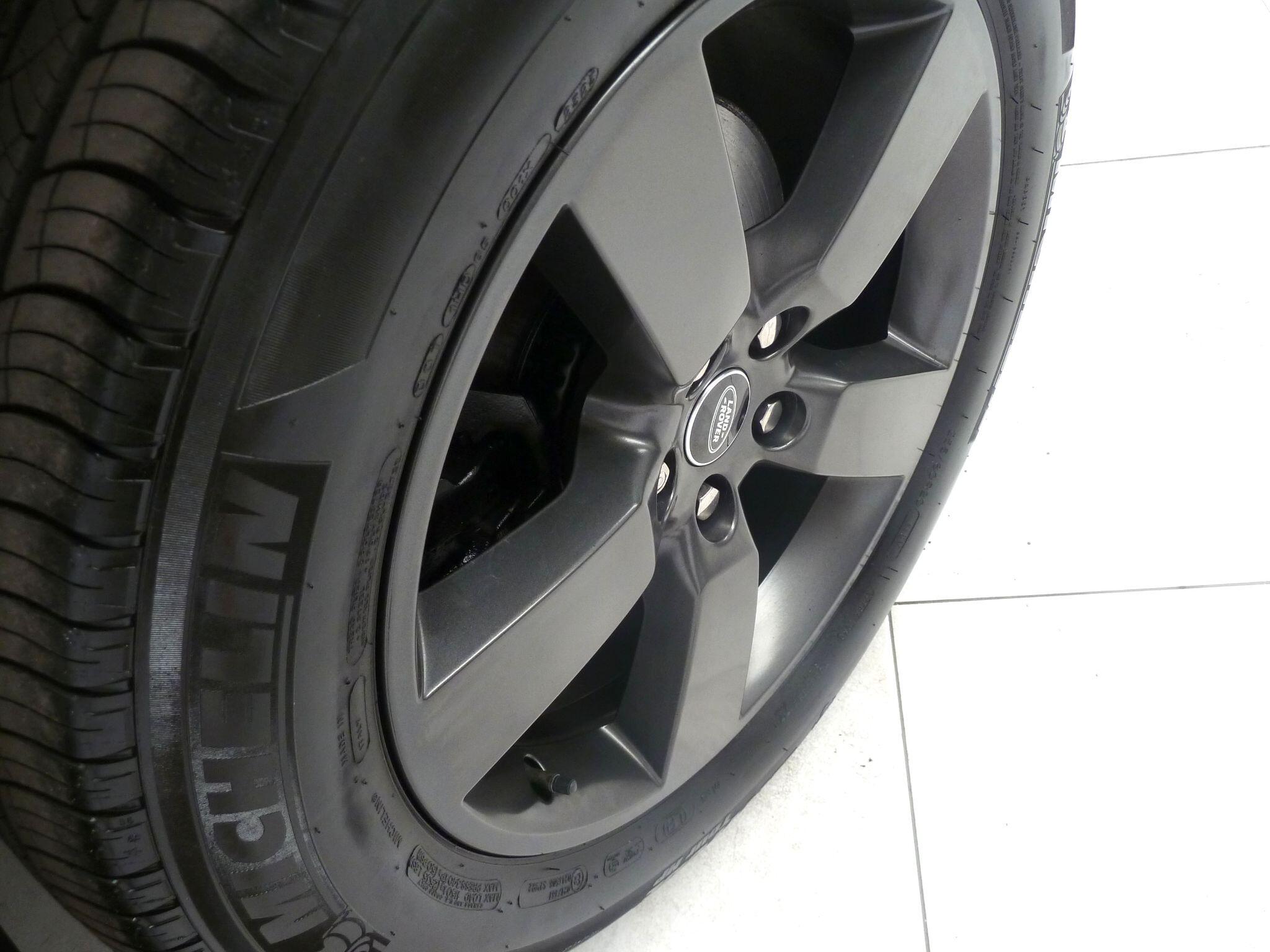 Land Rover Defender 90 3.0 D250  Hard Top SUV SWB   <br/><br/>39,990 PLUS VAT