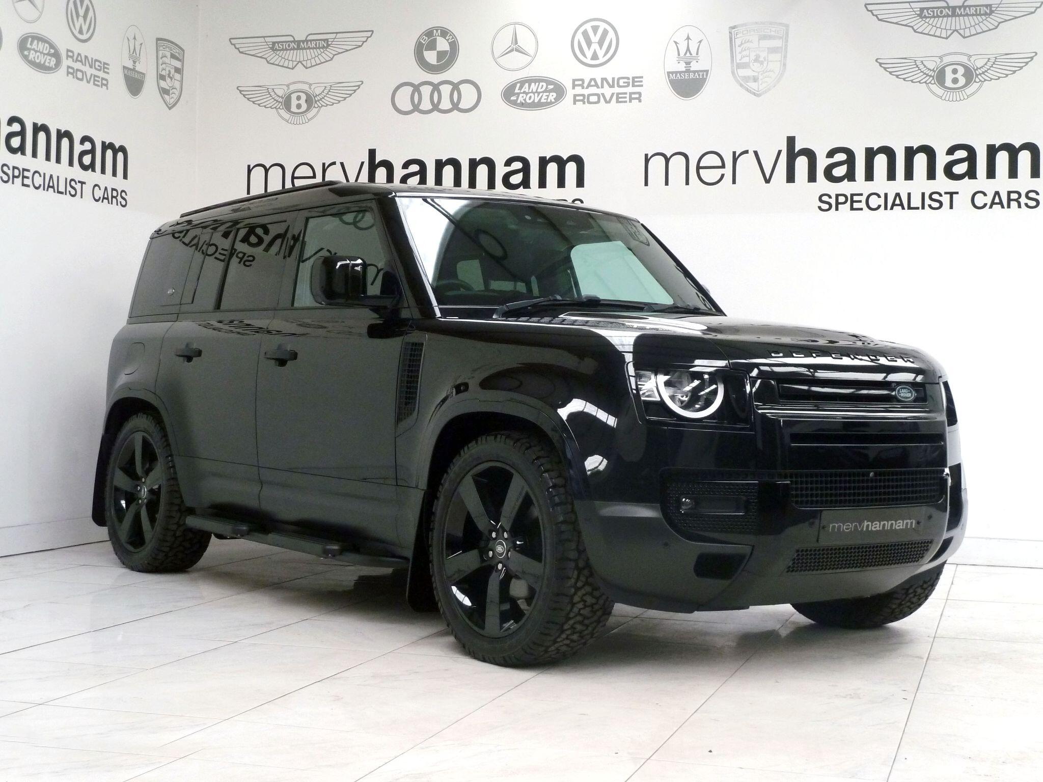 Land Rover Defender 110 2.0 SD4 S   <br/><br/>BLACK PACK +STEPS +22″ ALLOYS