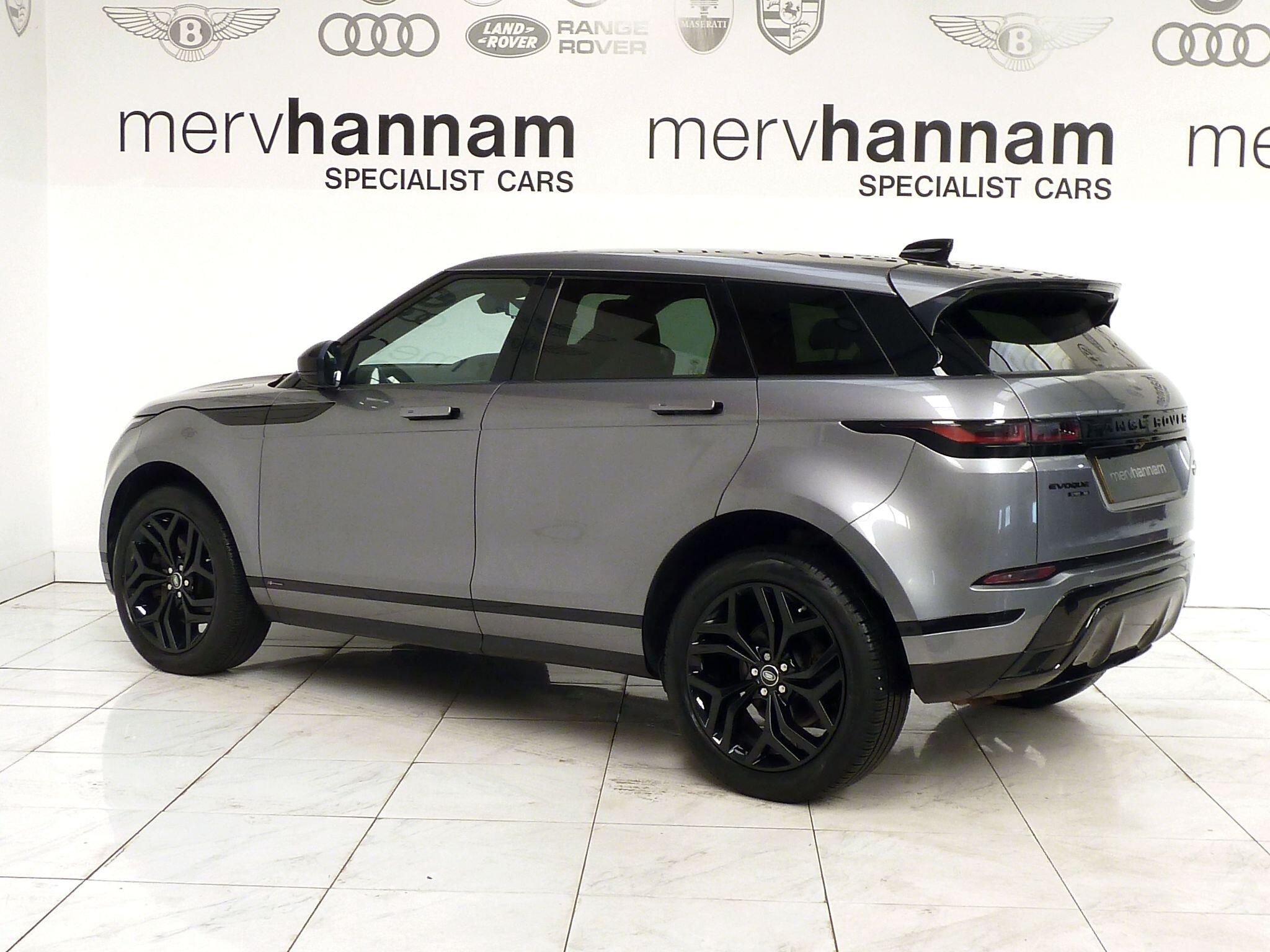 Land Rover Range Rover Evoque 2.0 D200  R-Dynamic SE   <br/><br/>PAN ROOF + BLACK PACK
