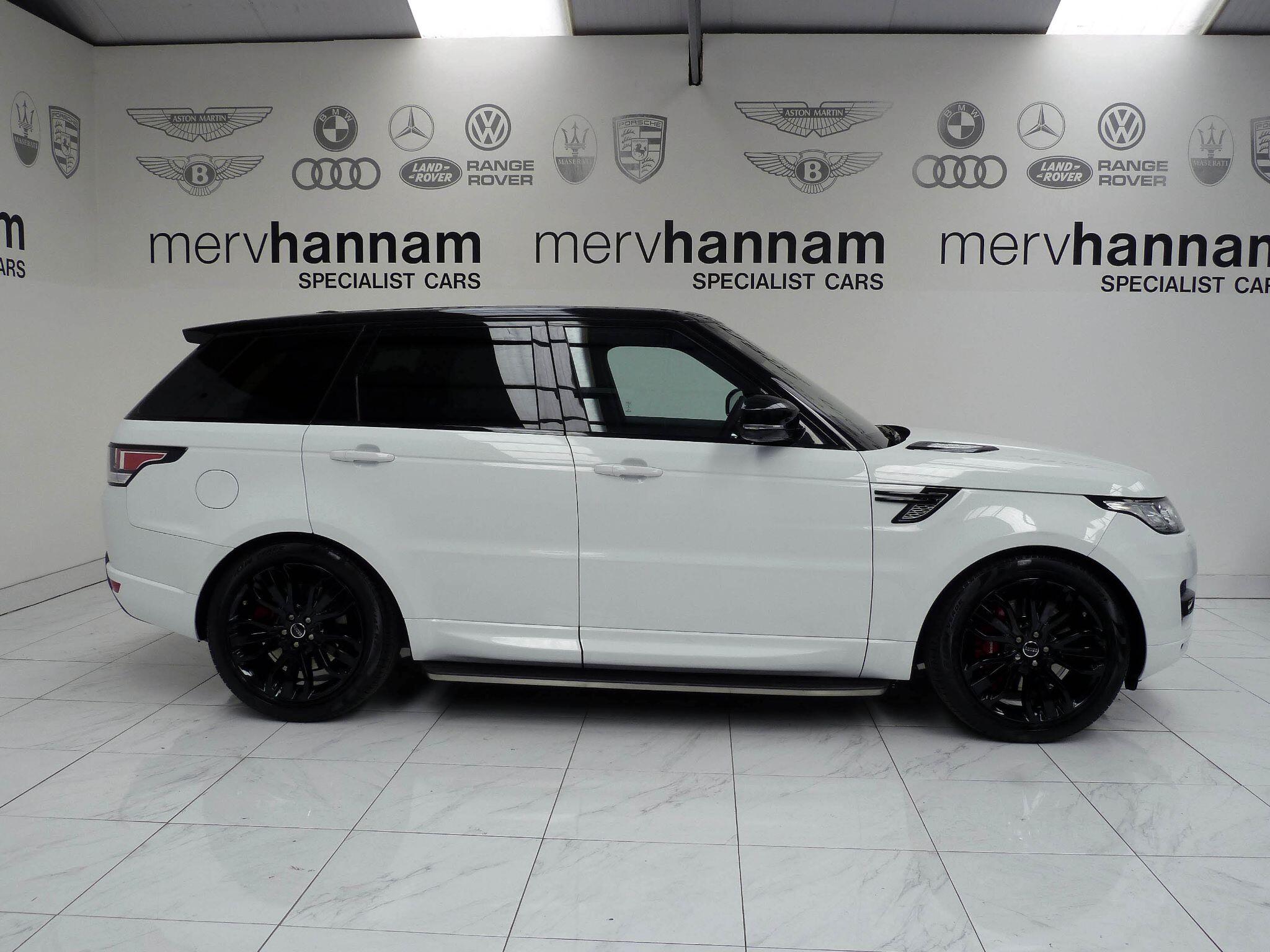 Land Rover Range Rover Sport 3.0 SD V6 HSE   <br/><br/>AUTOBIOGRAPHY DESIGN PACK