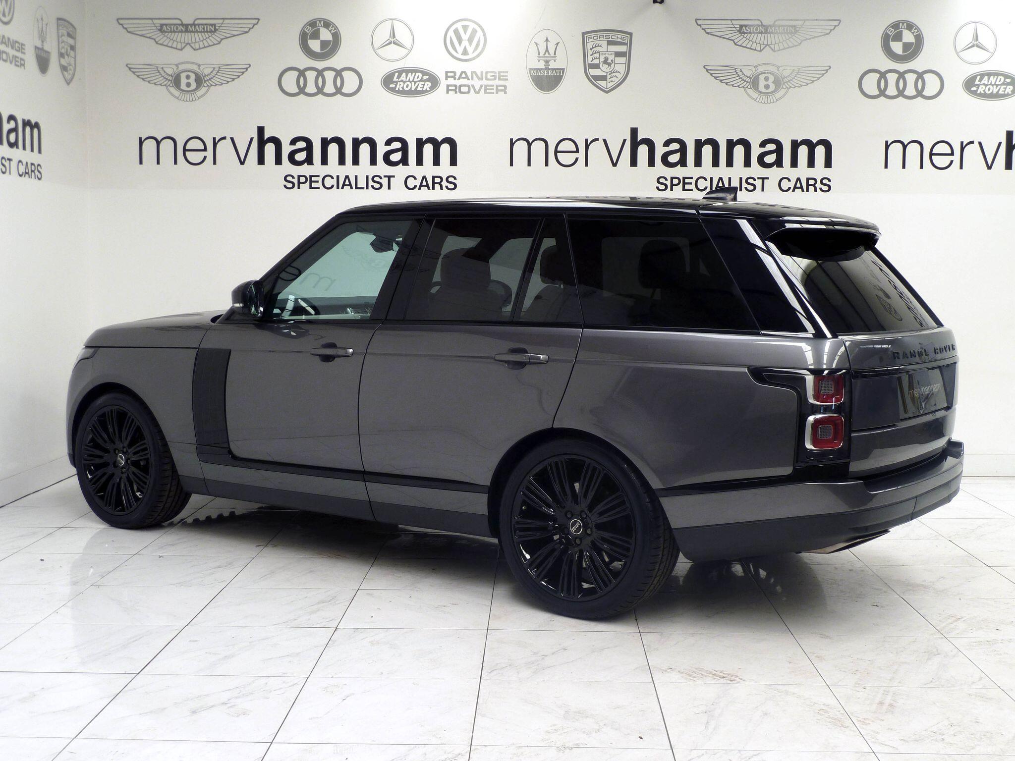 Land Rover Range Rover 3.0 SD V6 Vogue   <br/><br/>PAN ROOF + BLACK PACK + TV