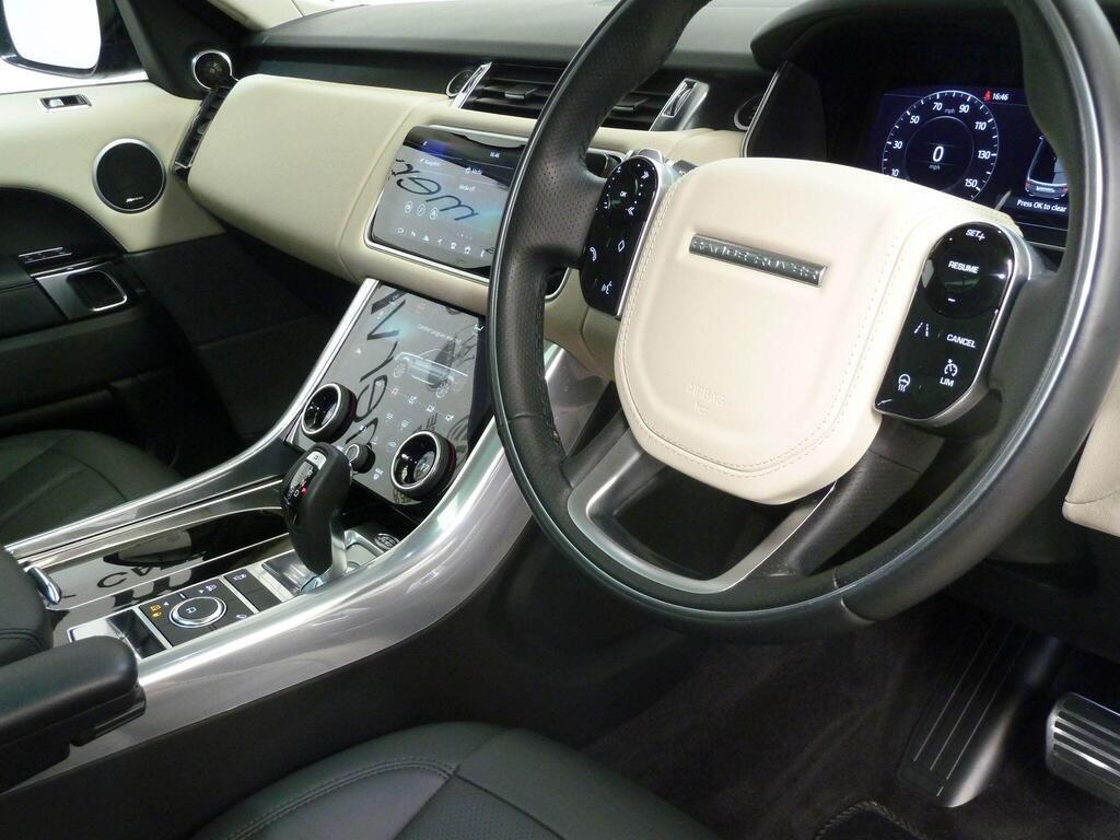 Land Rover Range Rover Sport 3.0 D250  HSE Silver   <br/><br/>PAN ROOF + AUTOBIOGRAPHY PACK