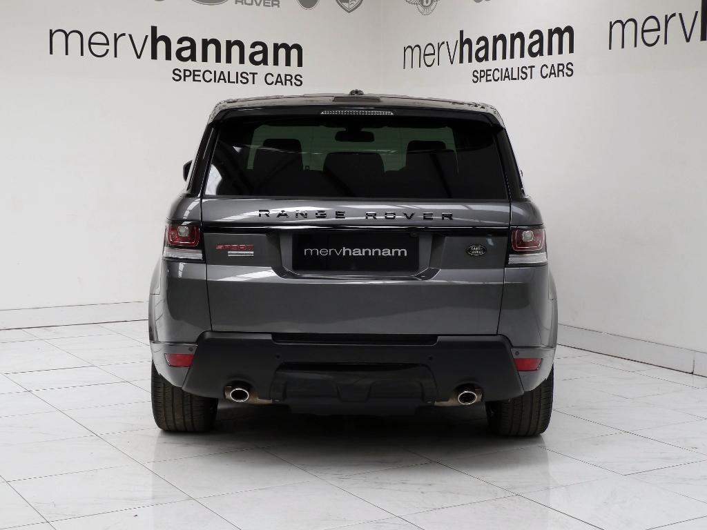 Land Rover Range Rover Sport 3.0 SD V6 HSE   <br/><br/>AUTOBIOGRAPHY DESIGN PACK