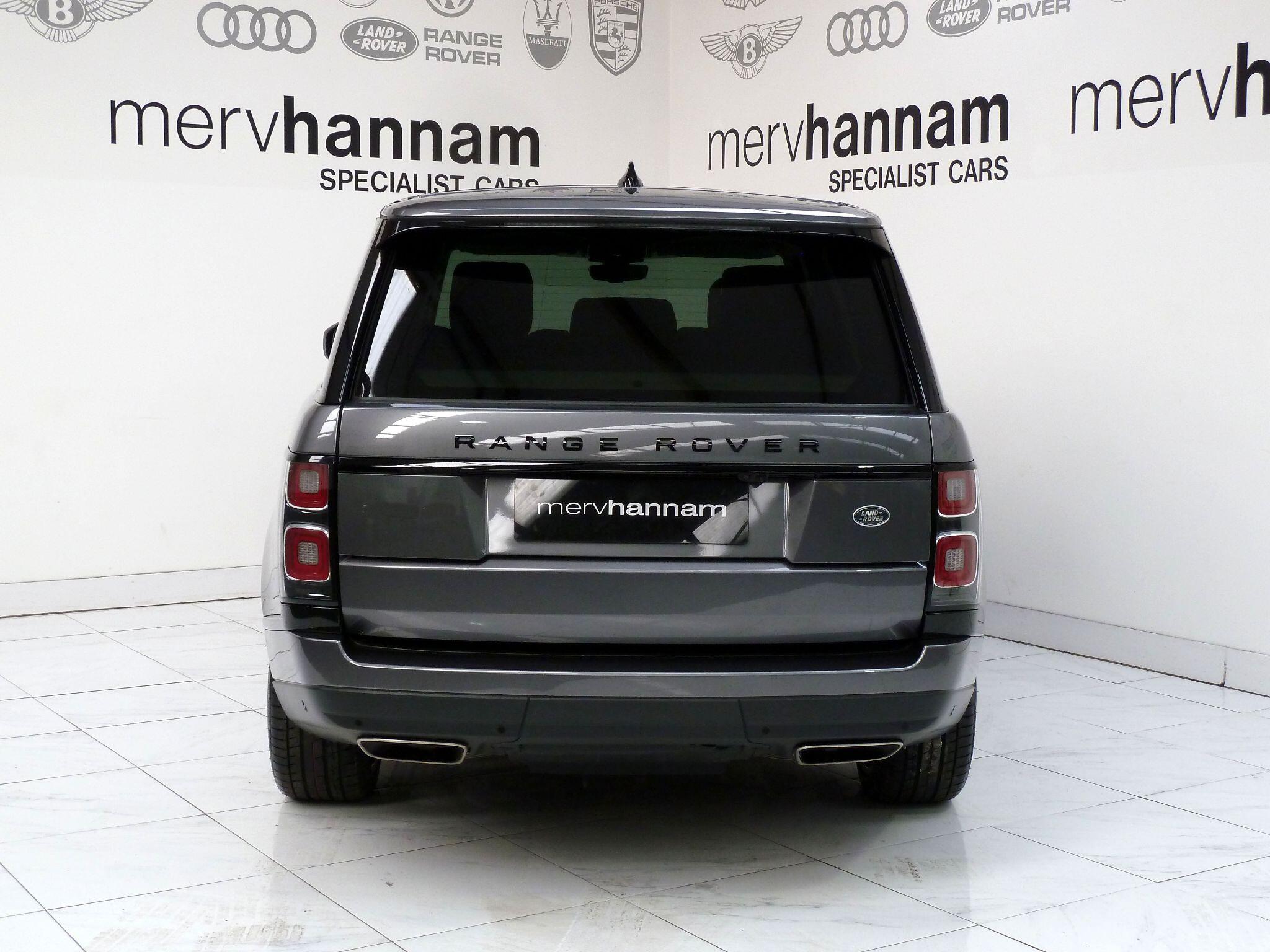 Land Rover Range Rover 3.0 SD V6 Vogue   <br/><br/>PAN ROOF + BLACK PACK + TV