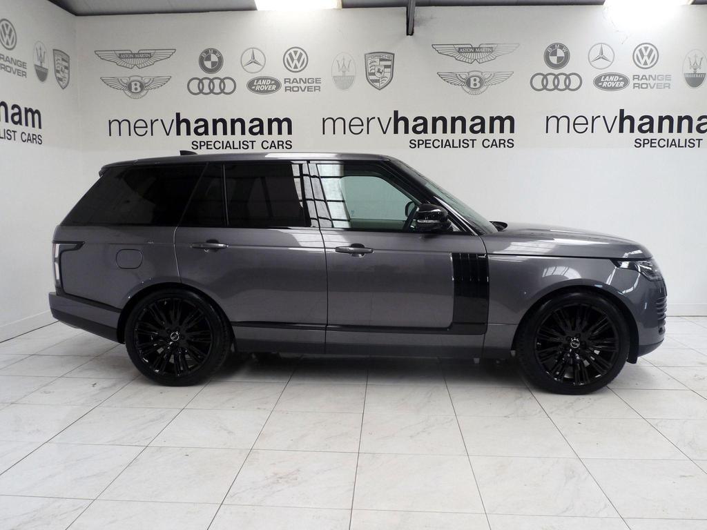 Land Rover Range Rover 3.0   Westminster   <br/><br/>SLIDING PAN ROOF + BLACK PACK