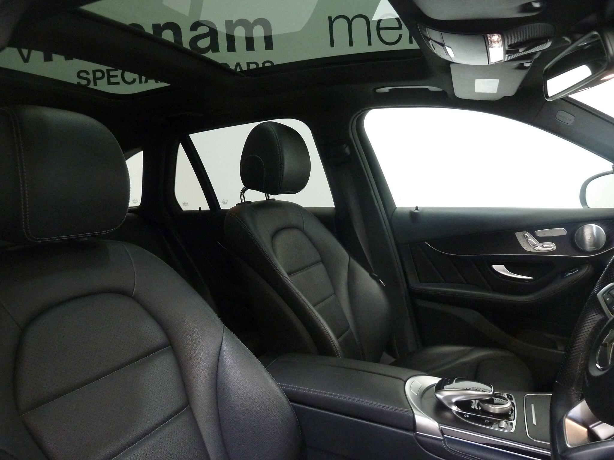 Mercedes-Benz GLC 2.0 GLC250 AMG Line (Premium Plus) +    <br/><br/>PAN ROOF + NIGHT PACKAGE