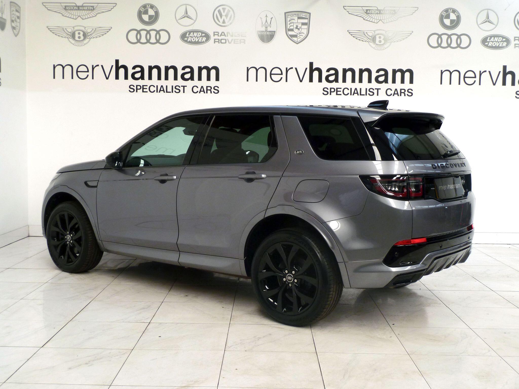 Land Rover Discovery Sport 1.5 P300e 12.2kWh Urban Edition   <br/><br/>PAN ROOF + BLACK PACK