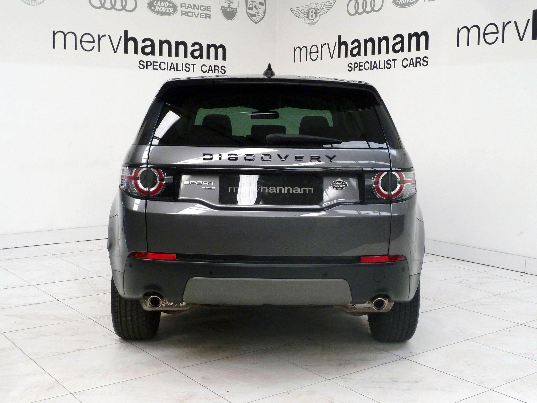 Land Rover Discovery Sport 2.0 TD4 HSE Black   <br/><br/>BLACK EXTERIOR PACK + PAN ROOF