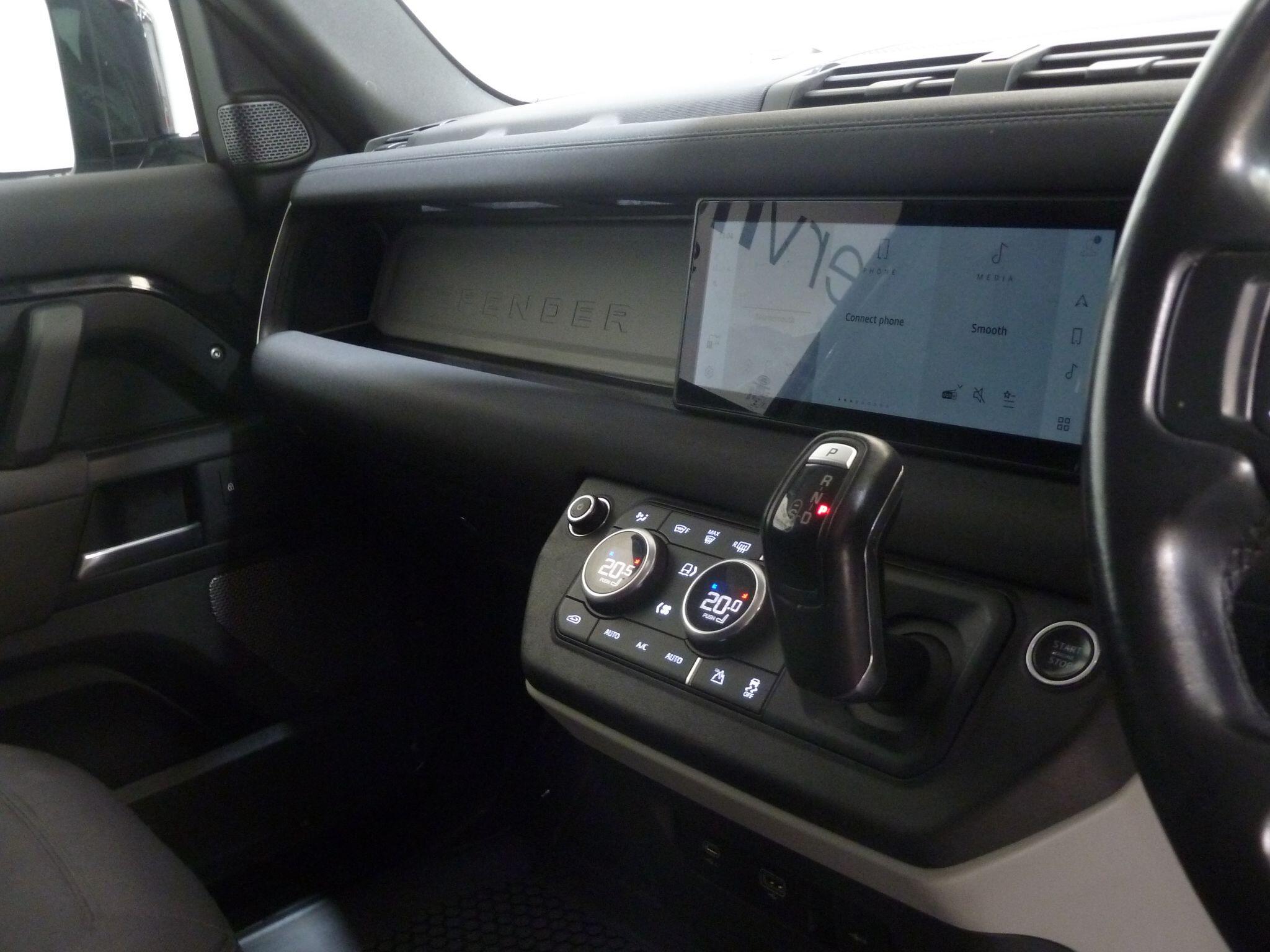 Land Rover Defender 90 3.0 D200  Hard Top SUV SWB   <br/><br/>HAWKE EDITION 37990 +VAT