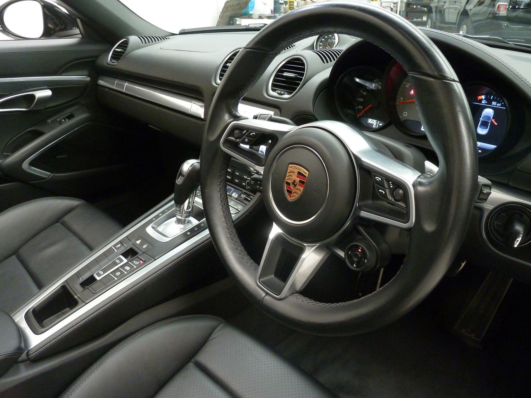 Porsche 718 Boxster 2.5T S PDK   <br/><br/>SPORTS EXHAUST + SPORTS CHRONO