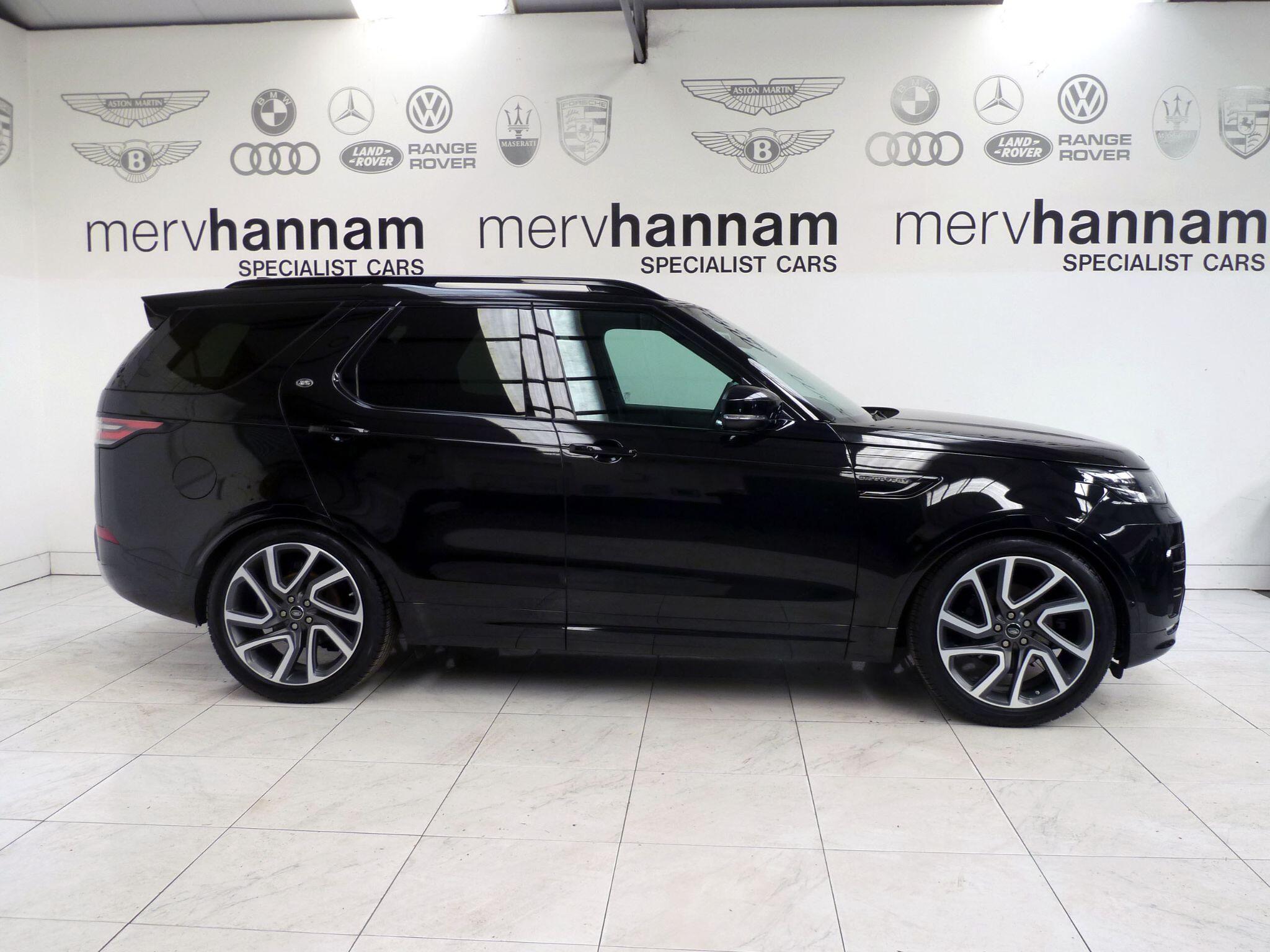 Land Rover Discovery 2.0 Si4 HSE GPF SUV  Petrol   (300 ps)<br/><br/>PAN ROOF + BLACK PACK
