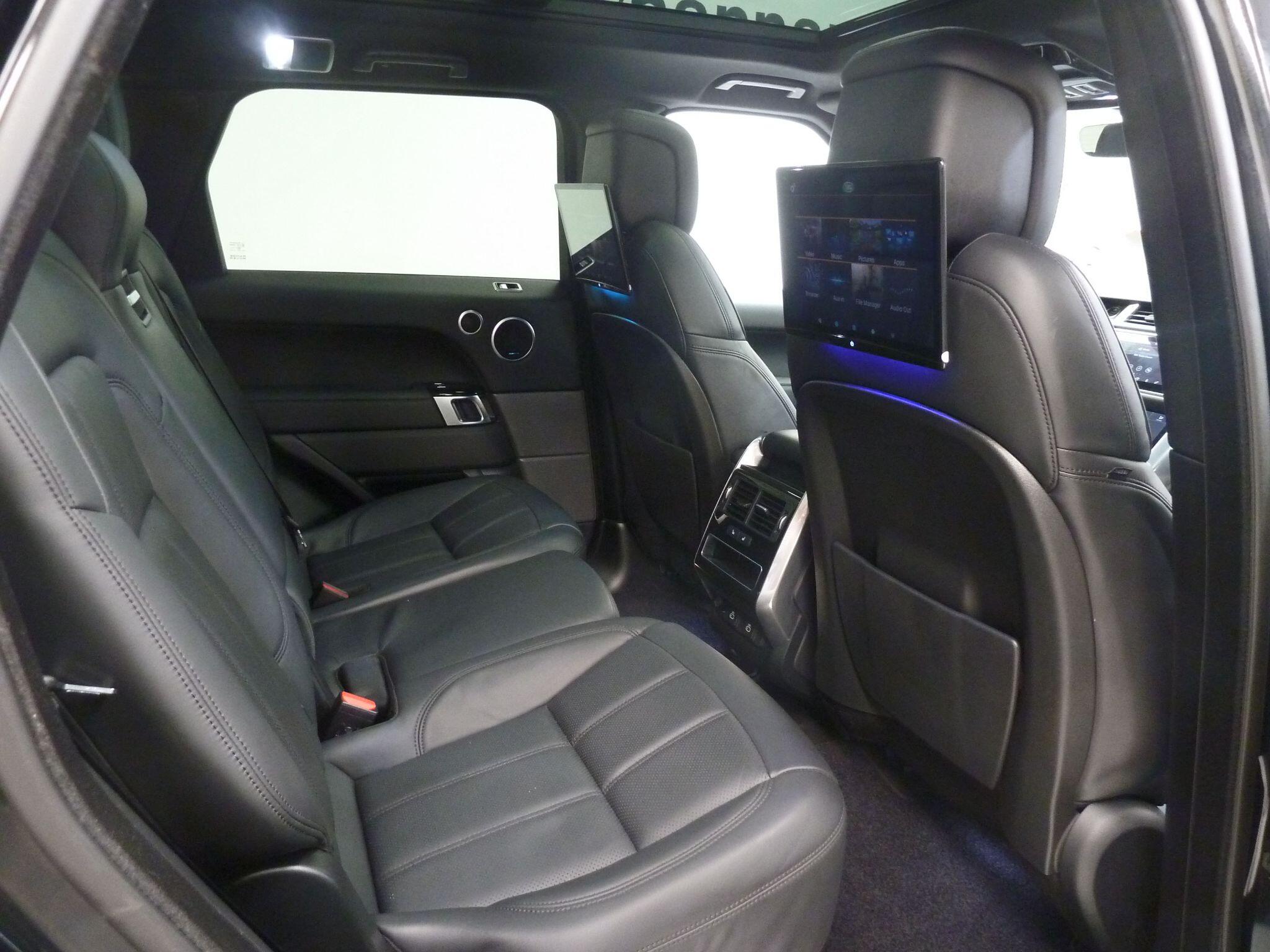 Land Rover Range Rover Sport 3.0   HSE Silver   <br/><br/>AUTOBIOGRAPHY PACK +REAR MEDIA