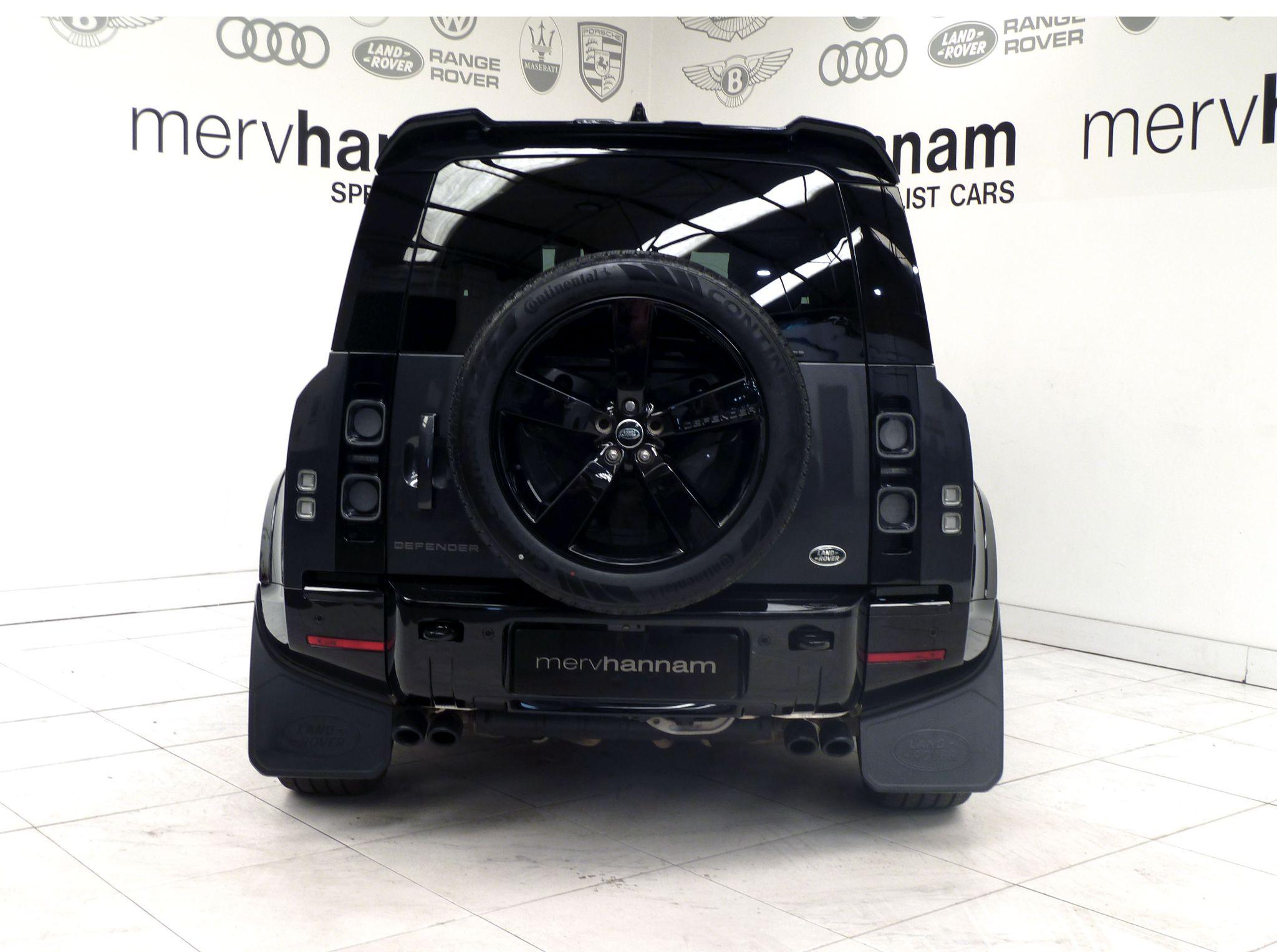 Land Rover Defender 90 5.0 P525 V8   <br/><br/>WIDETRACK +ROOF LIGHTS  +STEPS