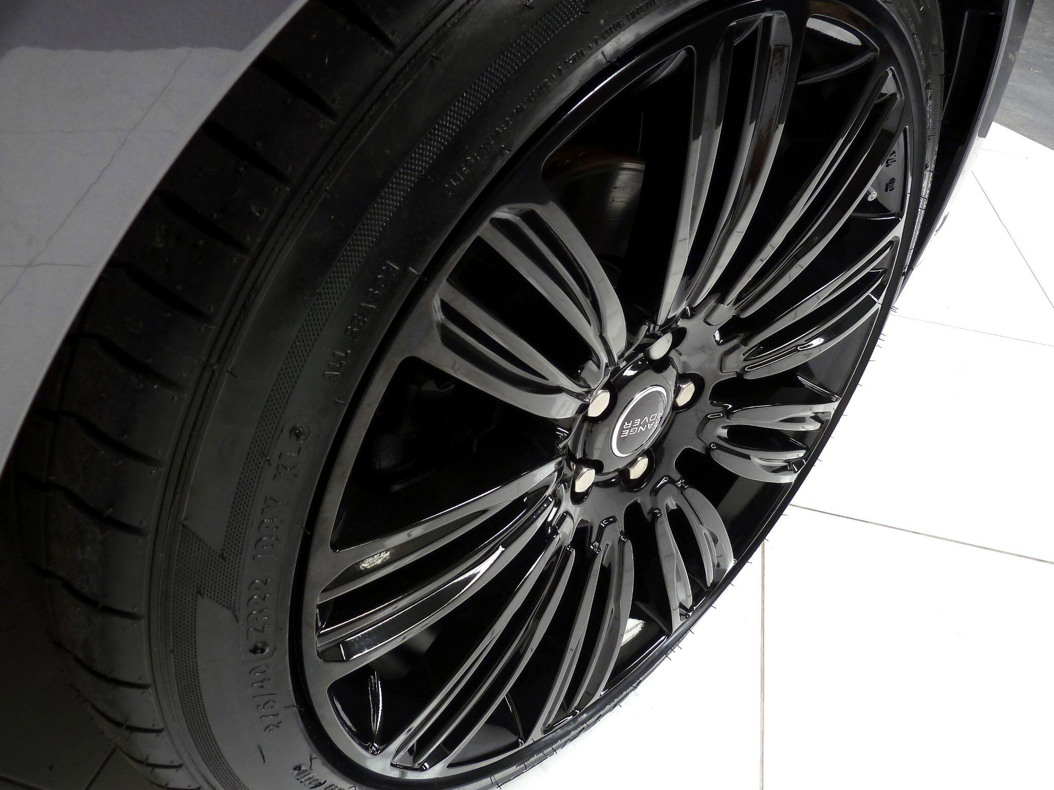 Land Rover Range Rover Sport 3.0 D250  HSE   <br/><br/>AUTOBIOGRAPHY DESIGN PACKAGE