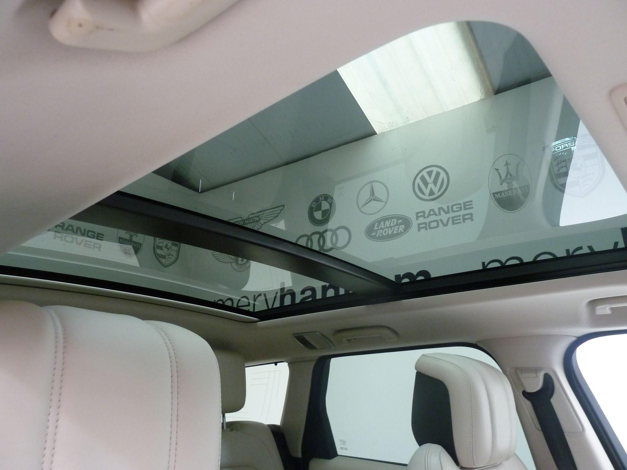 Land Rover Range Rover Sport 3.0 SD V6 HSE Dynamic   <br/><br/>AUTOBIOGRAPHY PACK + PAN ROOF