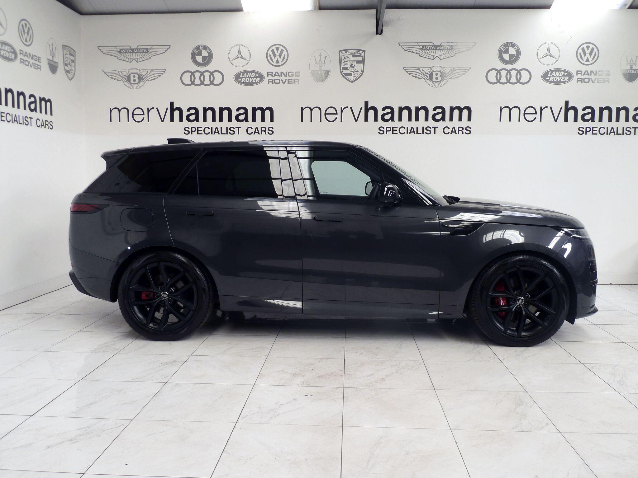 Land Rover Range Rover Sport 3.0   Dynamic SE   <br/><br/>SLIDING PAN ROOF + BLACK PACK