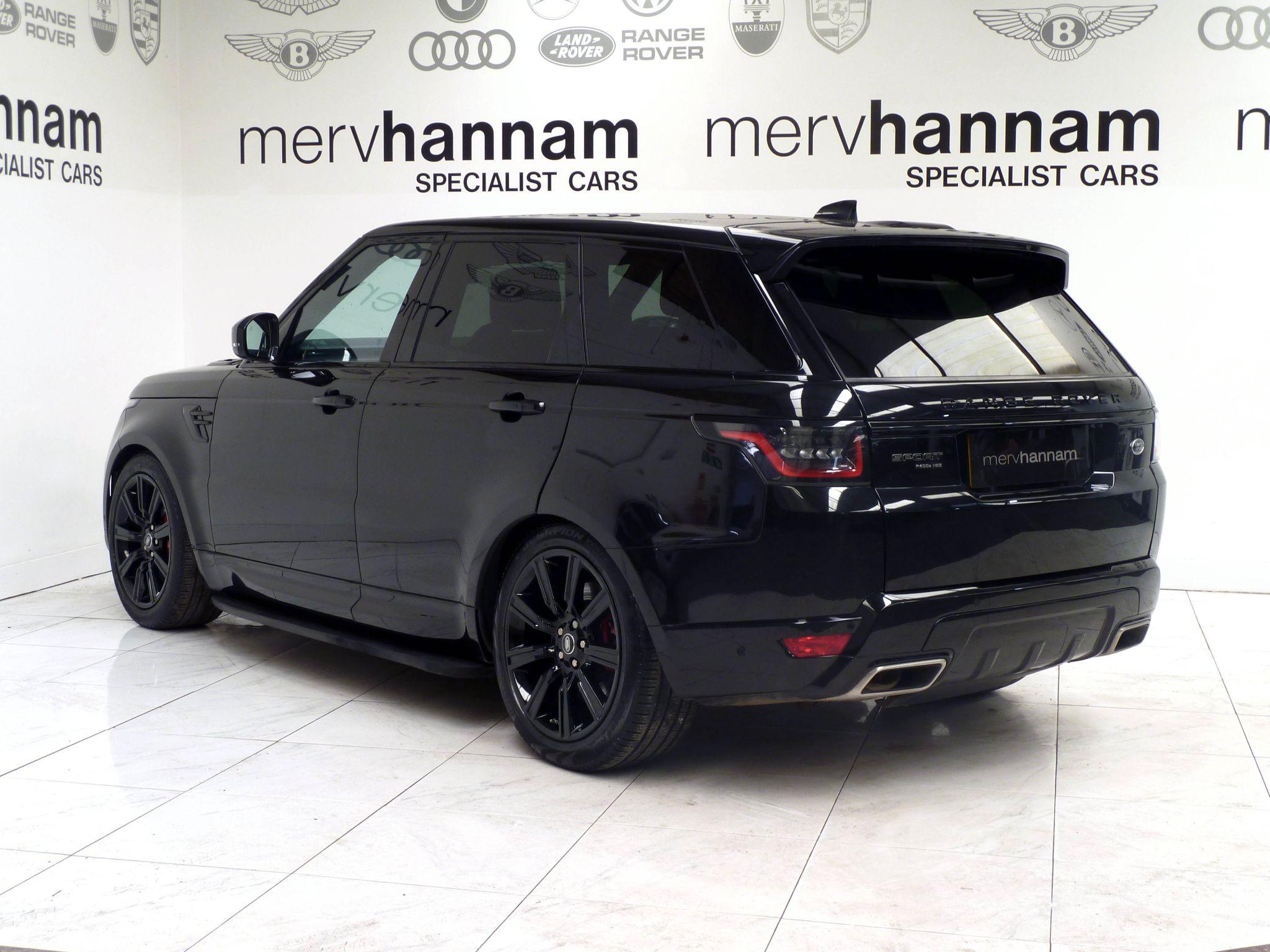 Land Rover Range Rover Sport 2.0 P400e  HSE Dynamic Black   <br/><br/>BLACK PACK + PAN ROOF + STEPS