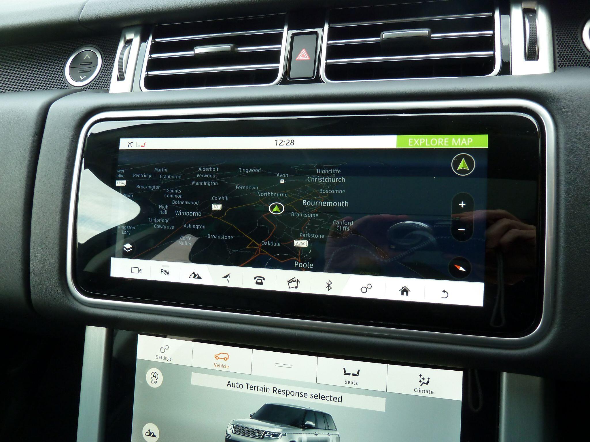 Land Rover Range Rover 3.0 SD V6 Vogue   <br/><br/>PAN ROOF + BLACK PACK + TV