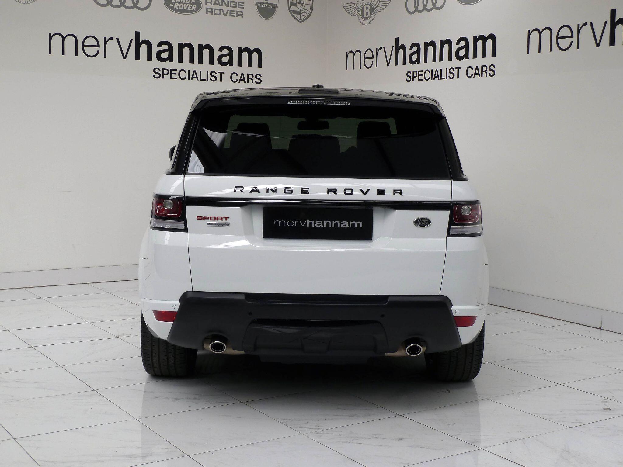 Land Rover Range Rover Sport 3.0 SD V6 HSE   <br/><br/>AUTOBIOGRAPHY DESIGN PACK